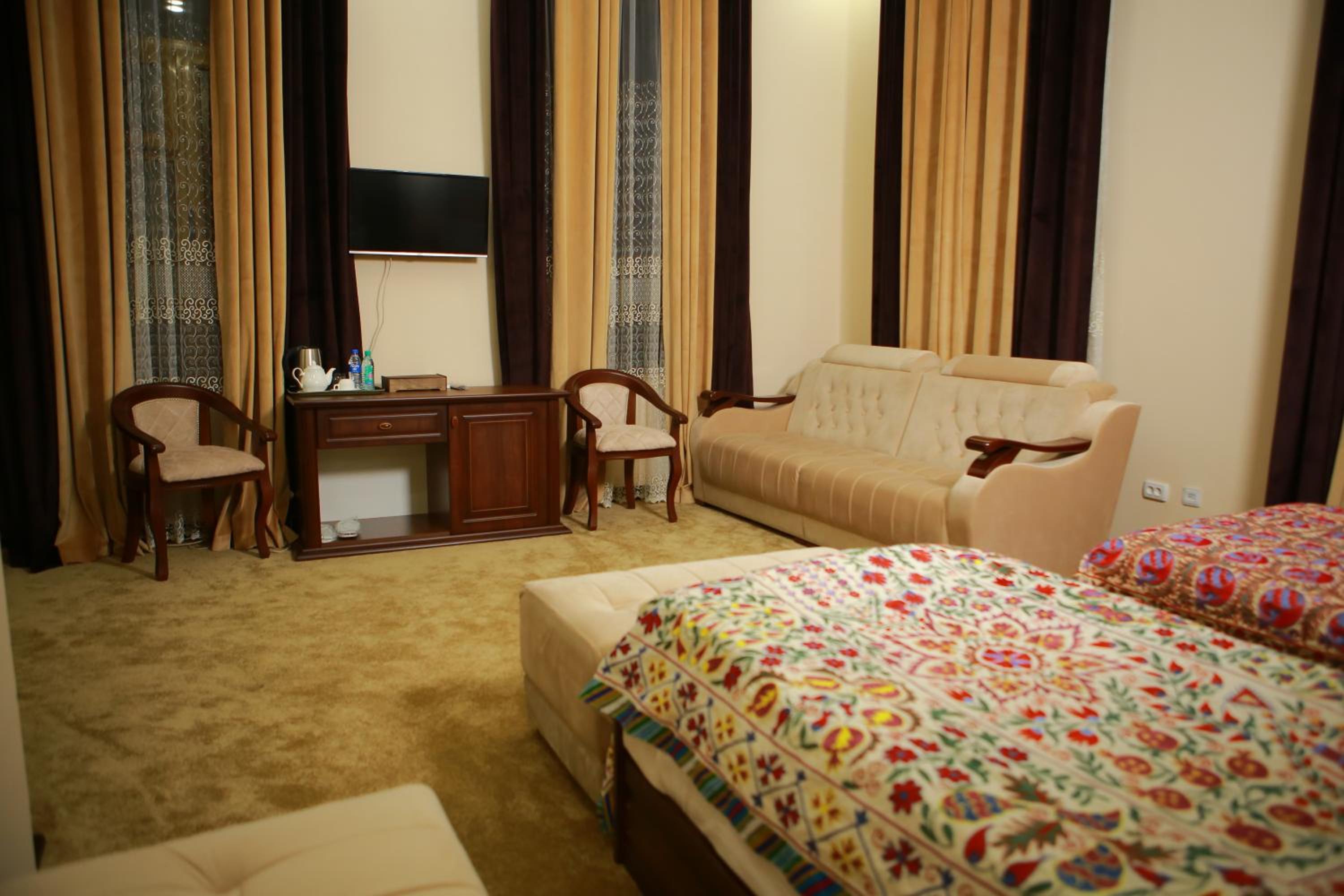 Deluxe Twin Room photo 2