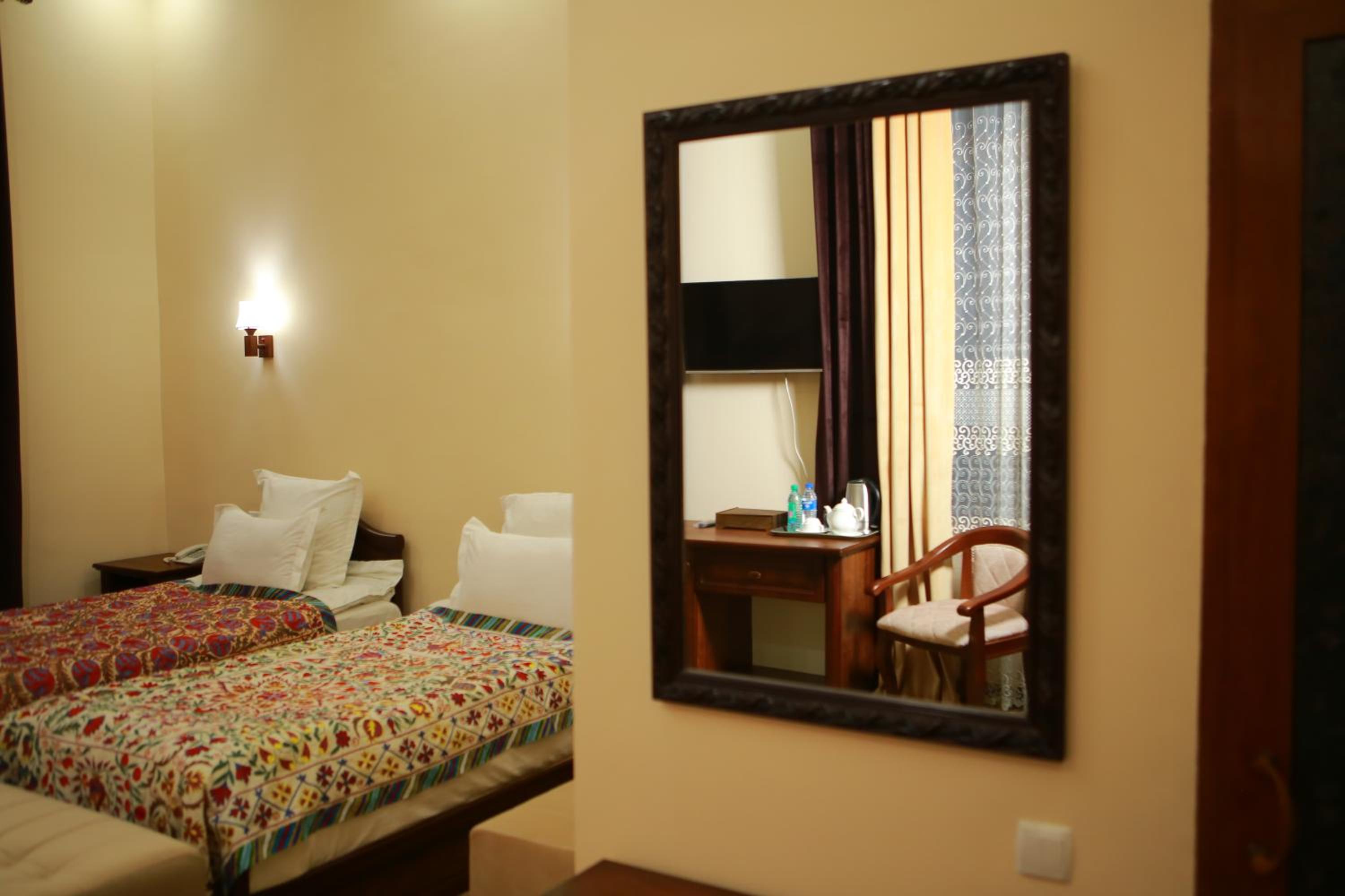 Deluxe Twin Room photo 1