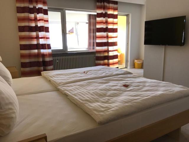 Quadruple Room - Photo 5