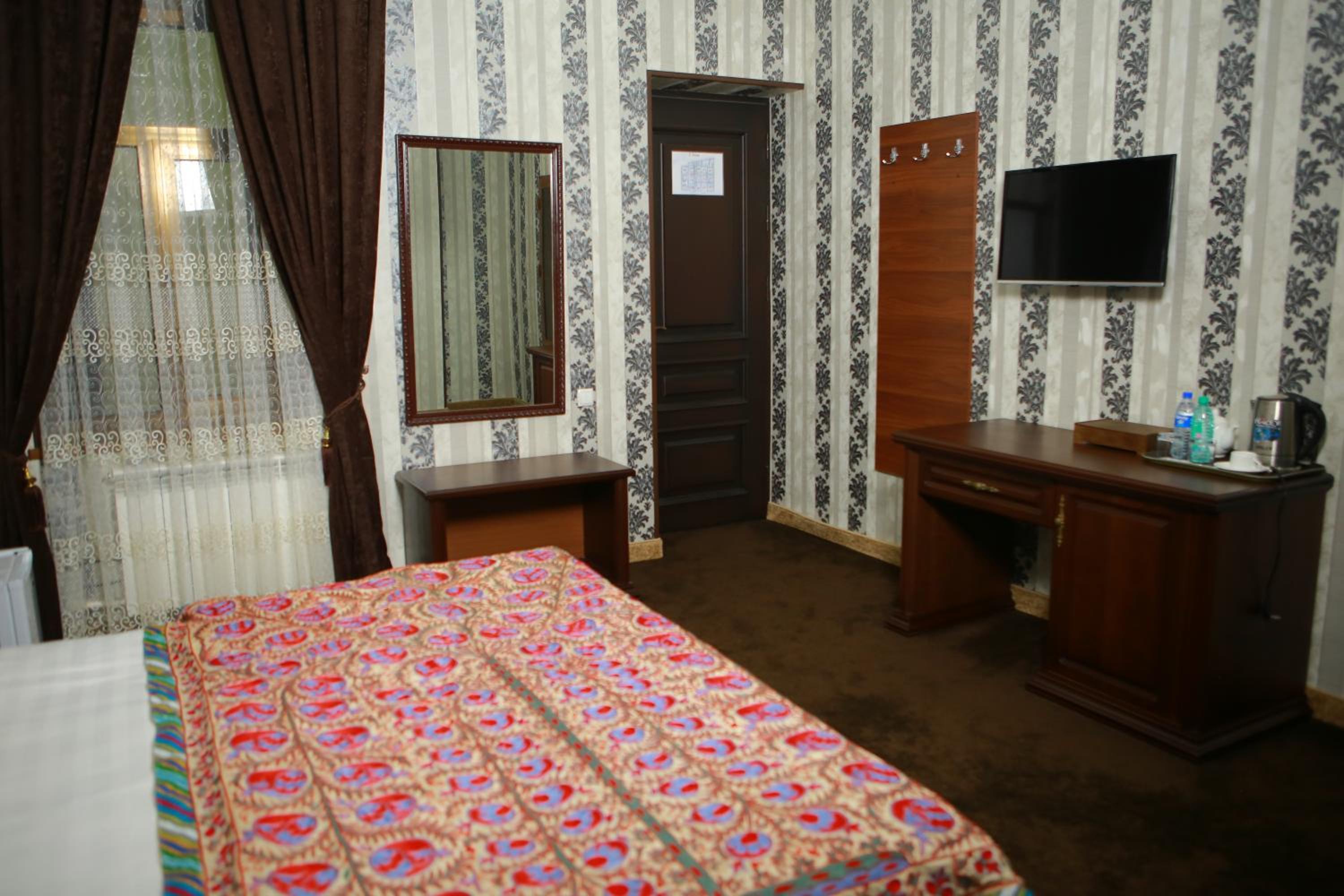 Deluxe Double Room photo 2