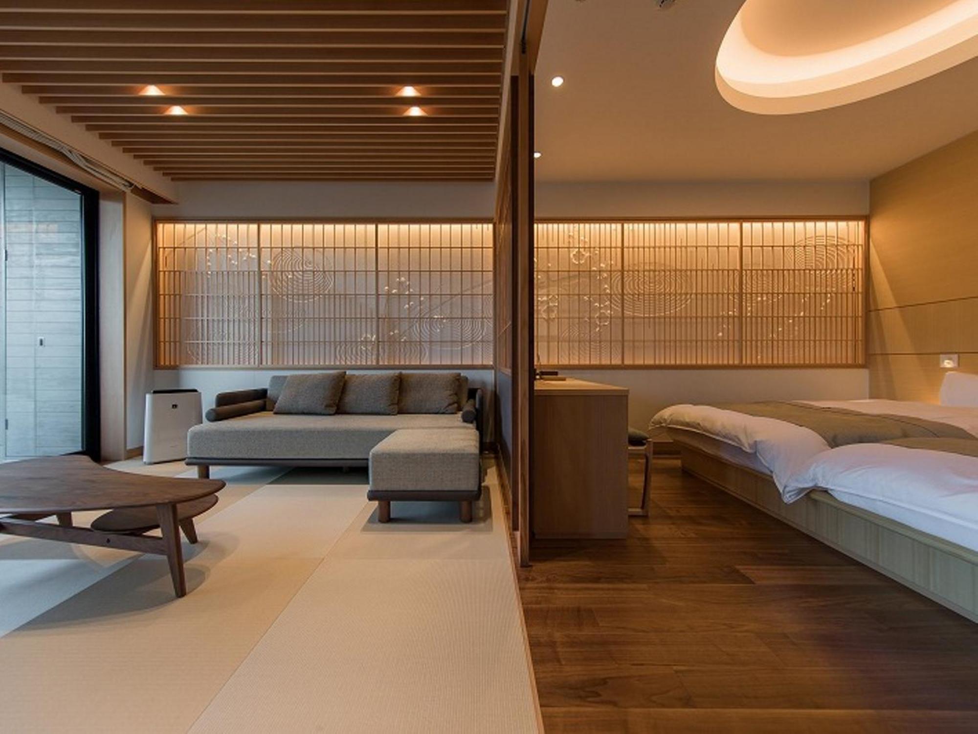 Junior Suite with Tatami Area and Private Bathroom and Open-Air Bath - Non-Smoking photo 1