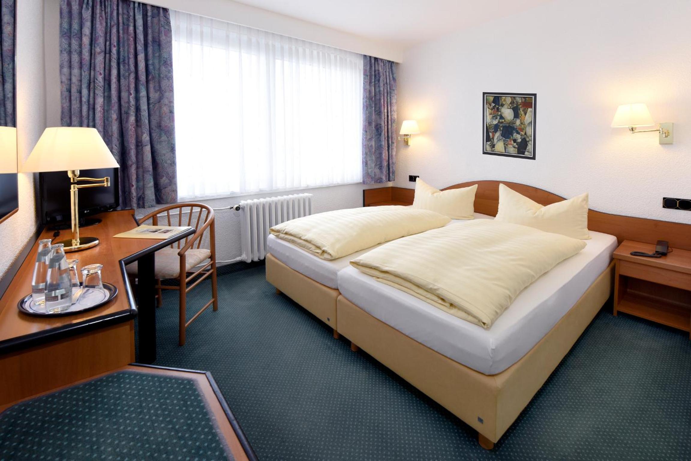 Budget Double or Twin Room photo 3