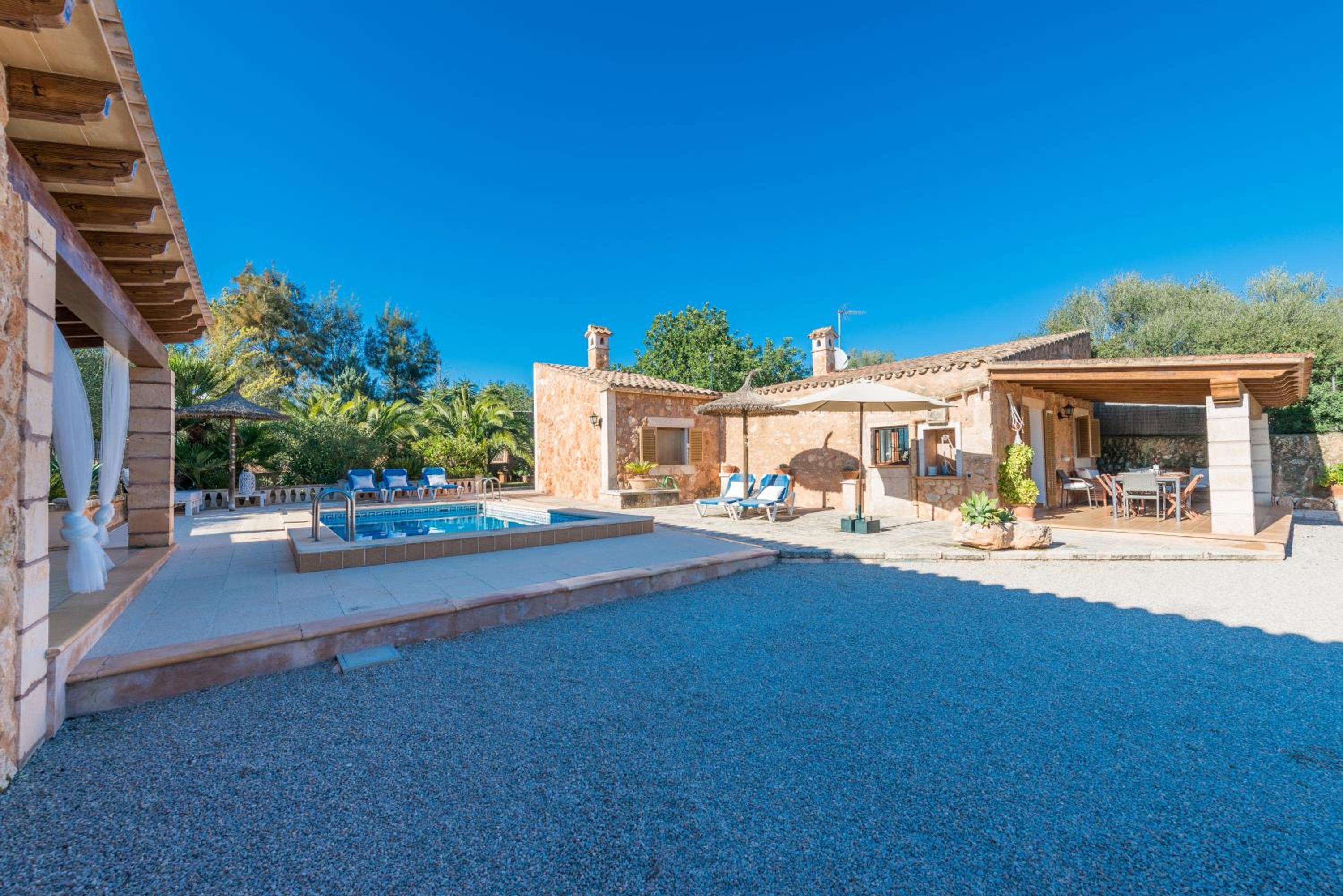 Three-Bedroom Villa photo 2
