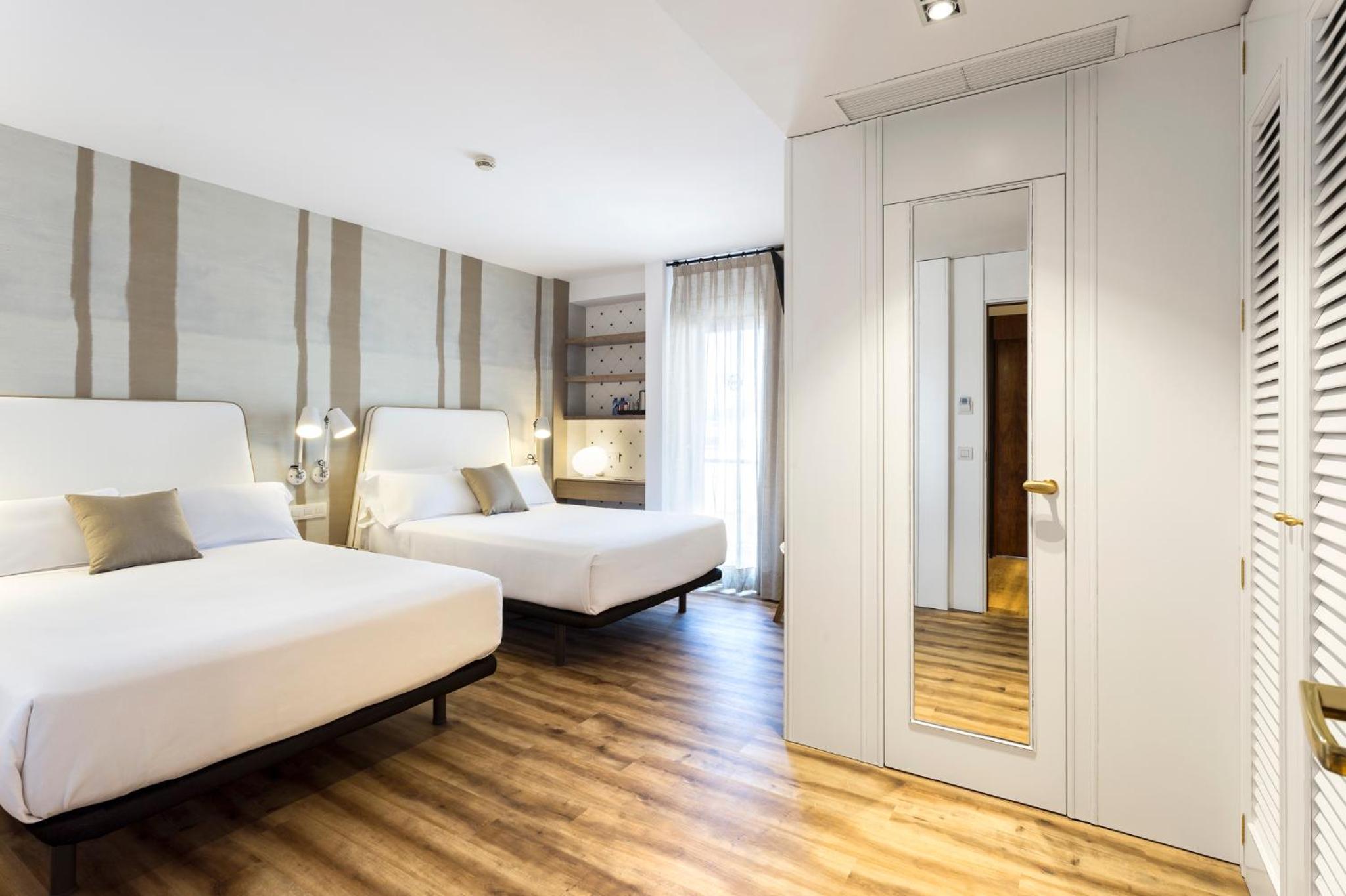 Comfort Quadruple Room - Photo 1