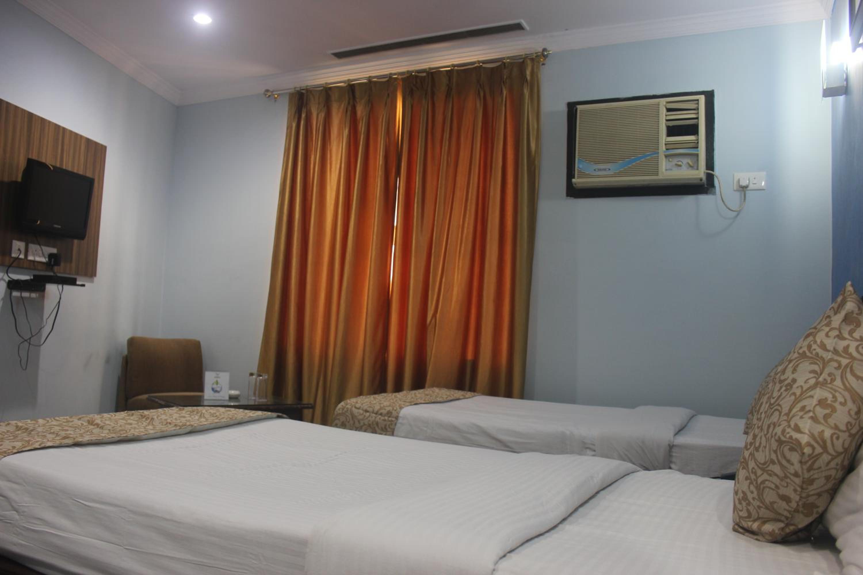 Deluxe Single Room photo 3
