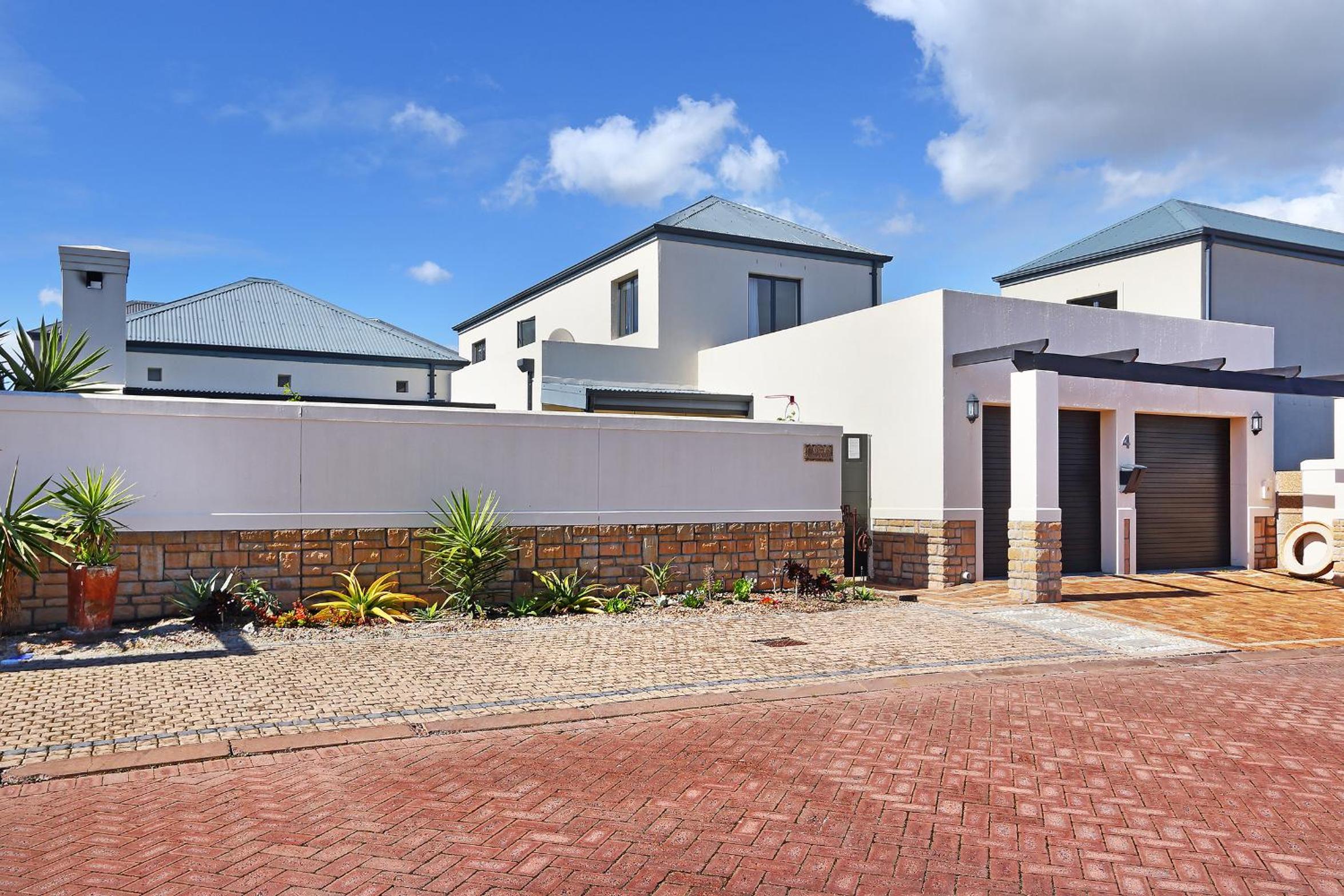 Holiday Home photo 3