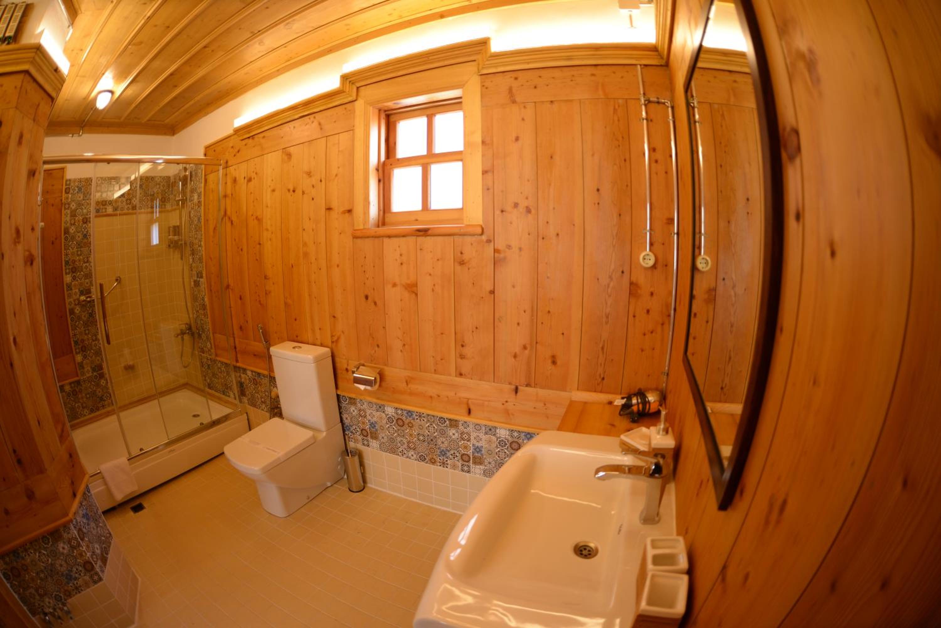 Luxury Triple Room - Photo 9