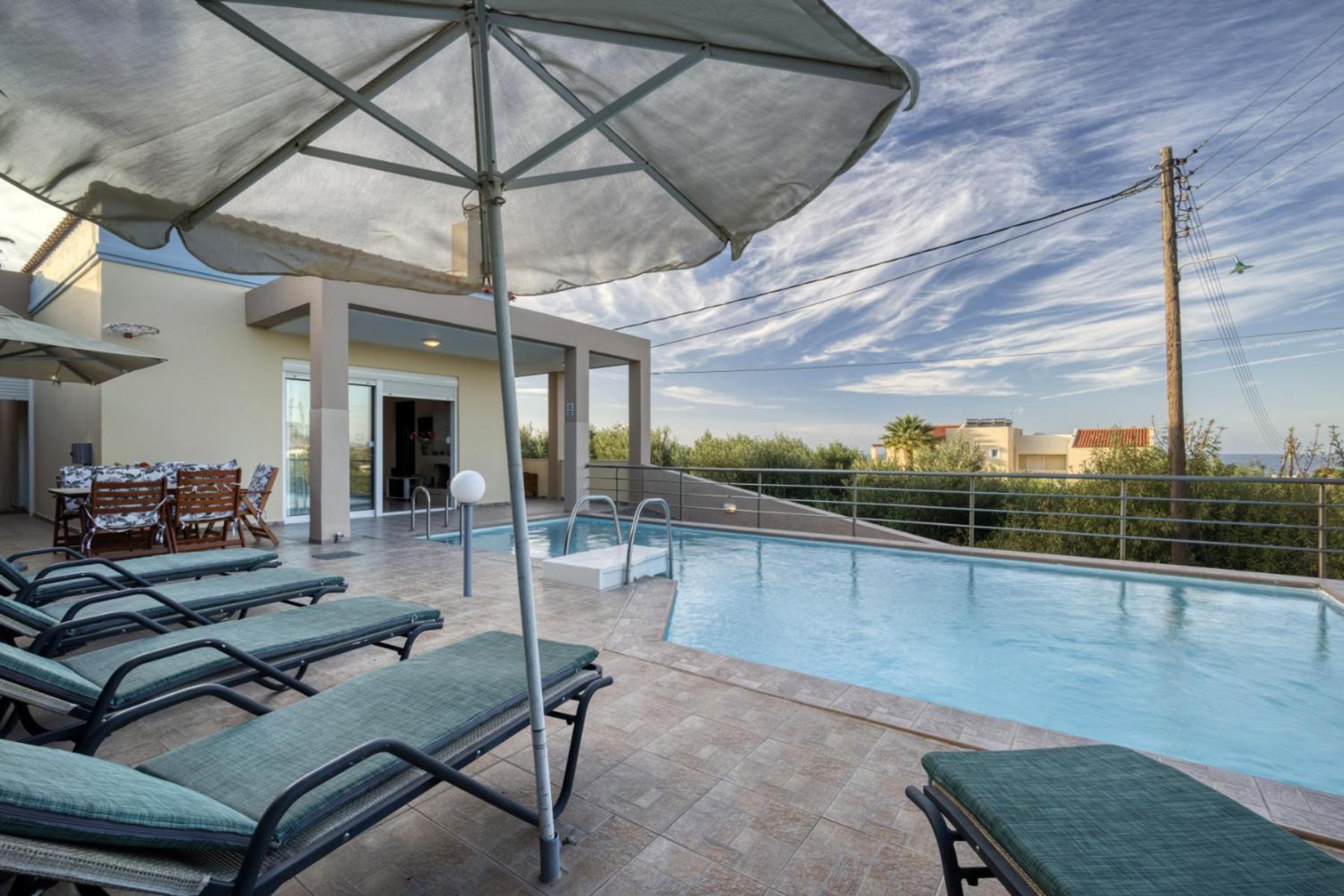 Three-Bedroom Villa with Private Pool - Photo 41