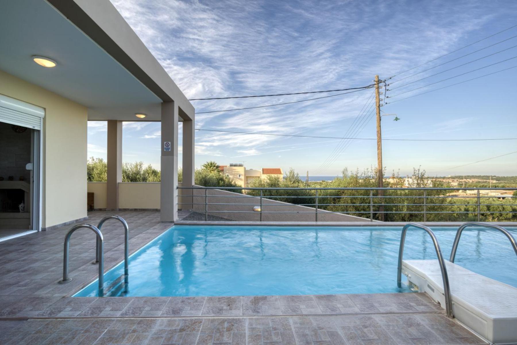 Three-Bedroom Villa with Private Pool - Photo 46