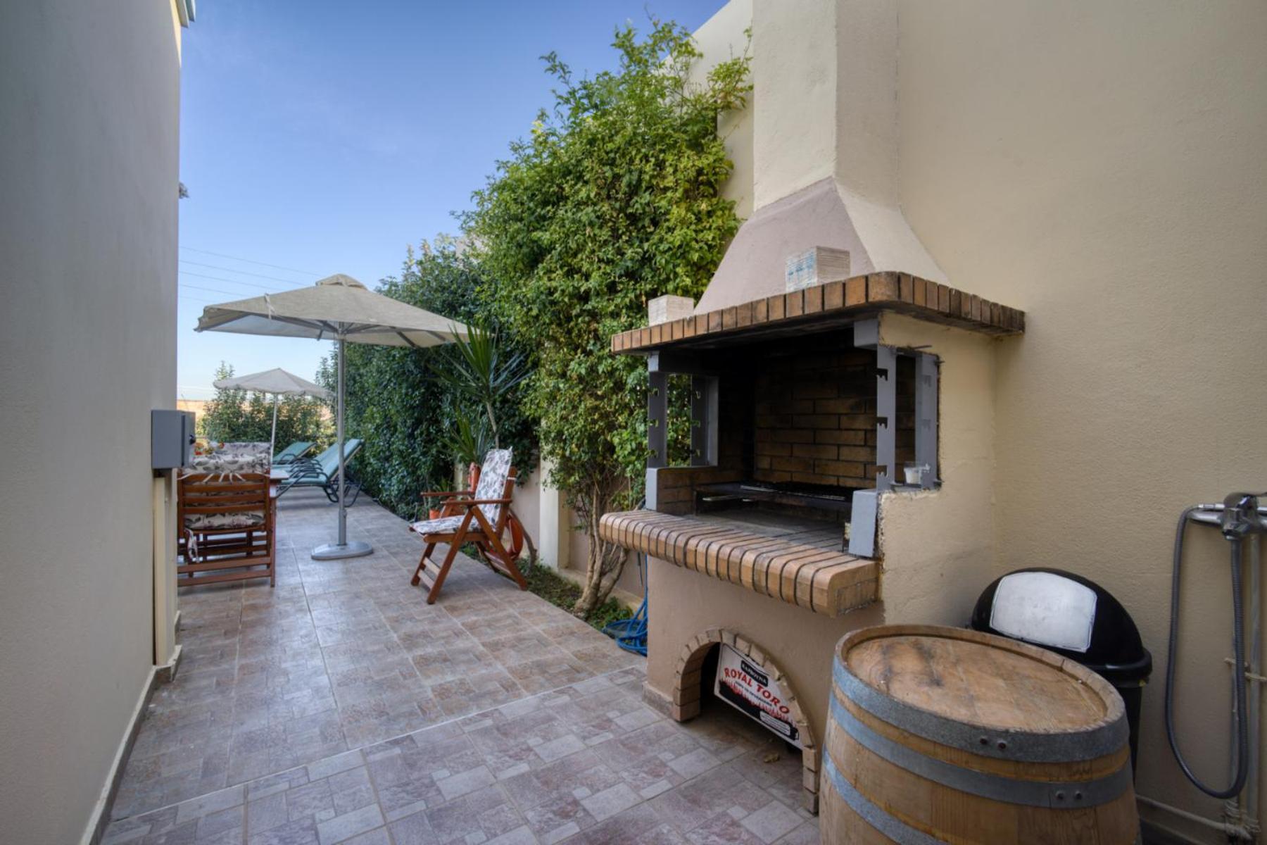 Three-Bedroom Villa with Private Pool - Photo 61