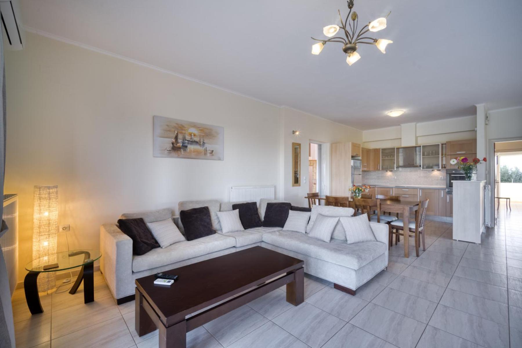Three-Bedroom Villa with Private Pool - Photo 25