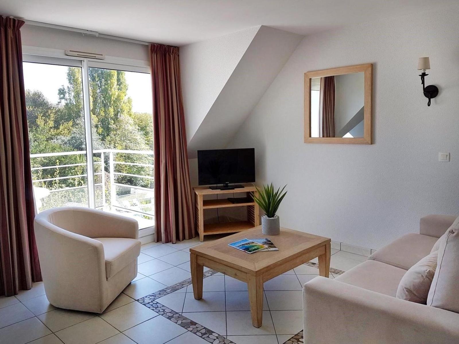 Two-Bedroom Apartment (5-7 adults) with Swimming Pool View photo 1