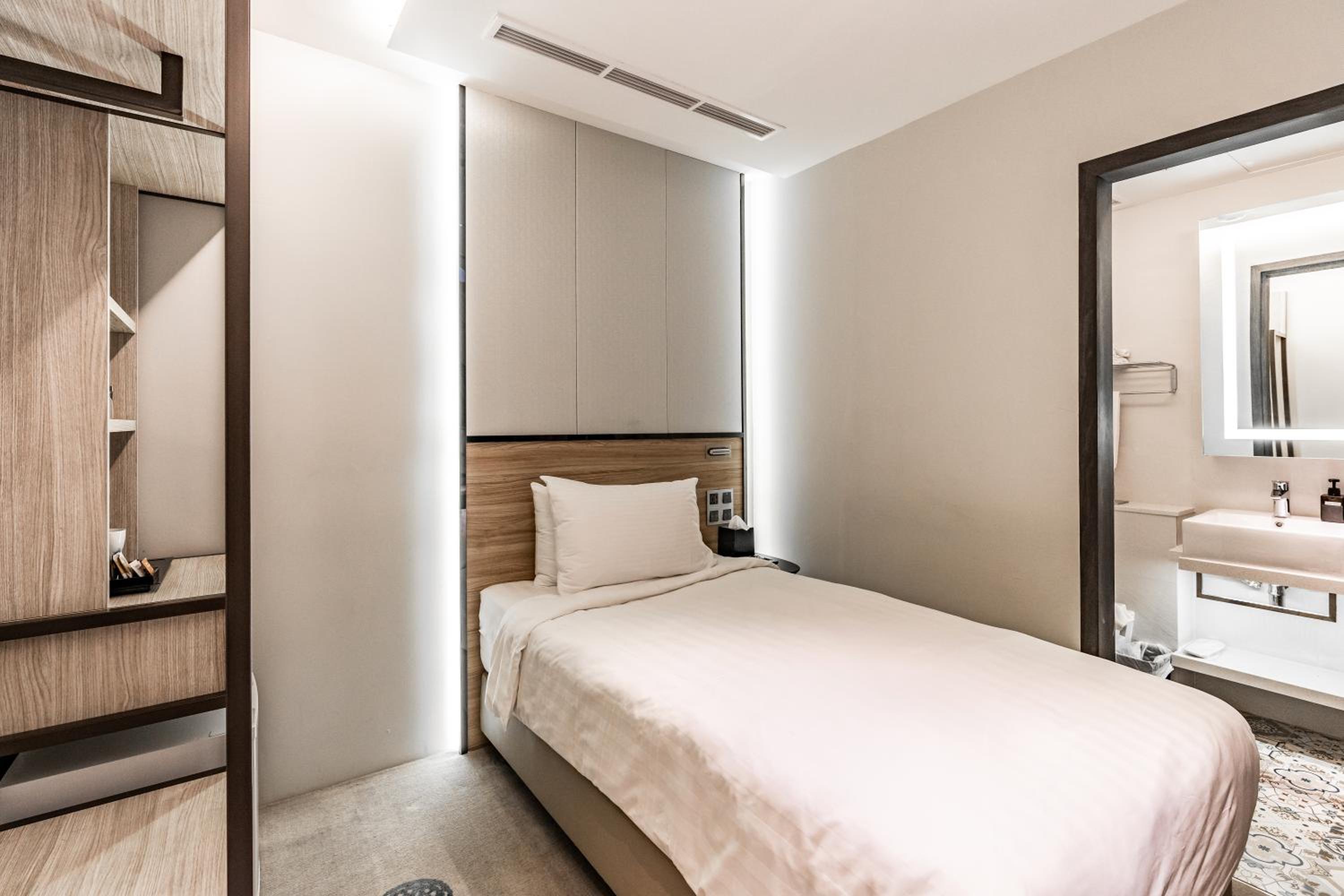 Standard Single Room photo 3