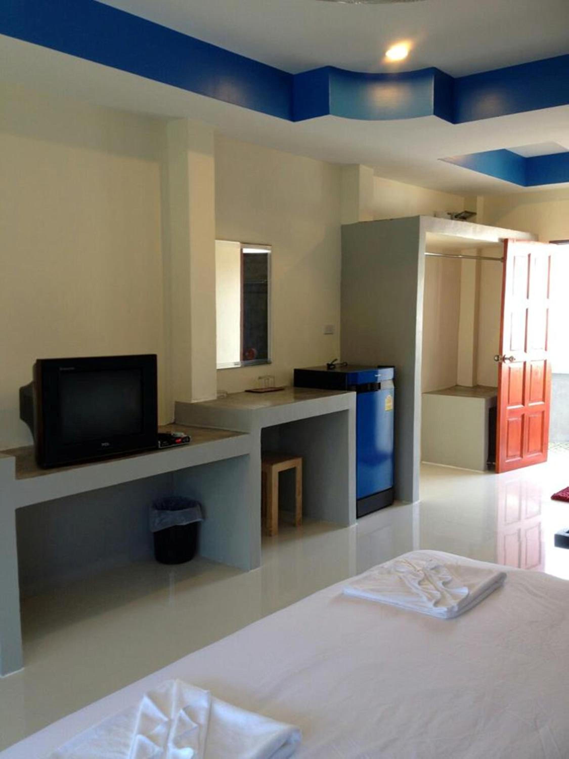 Standard Double or Twin Room with air condition photo 3