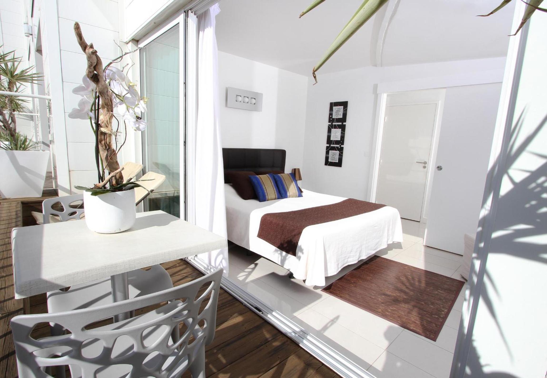 Suite with harbor or sea view - Photo 4