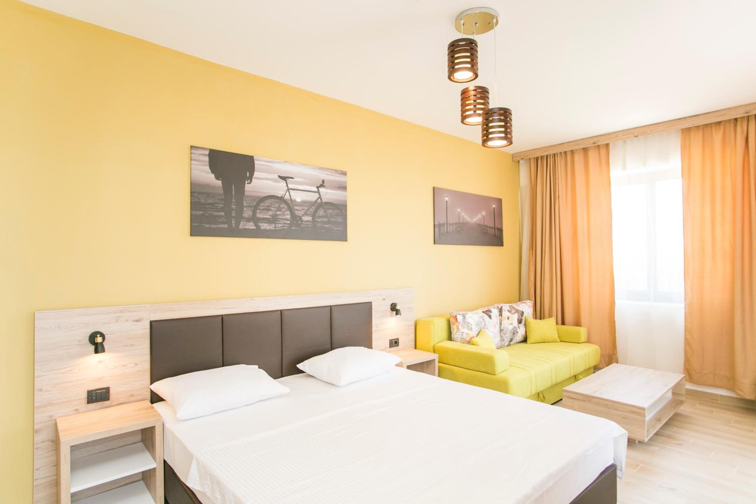 Double Room with Balcony photo 2