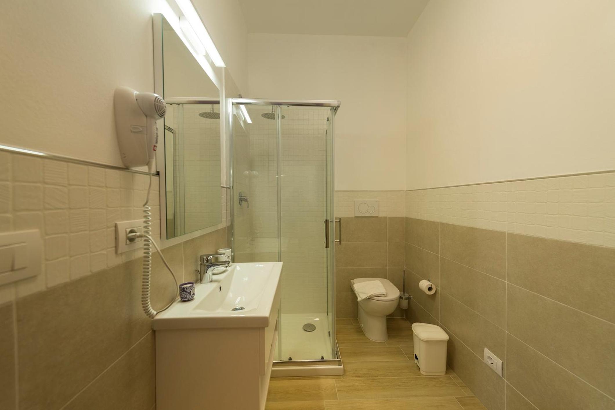 Junior Suite - Photo 16