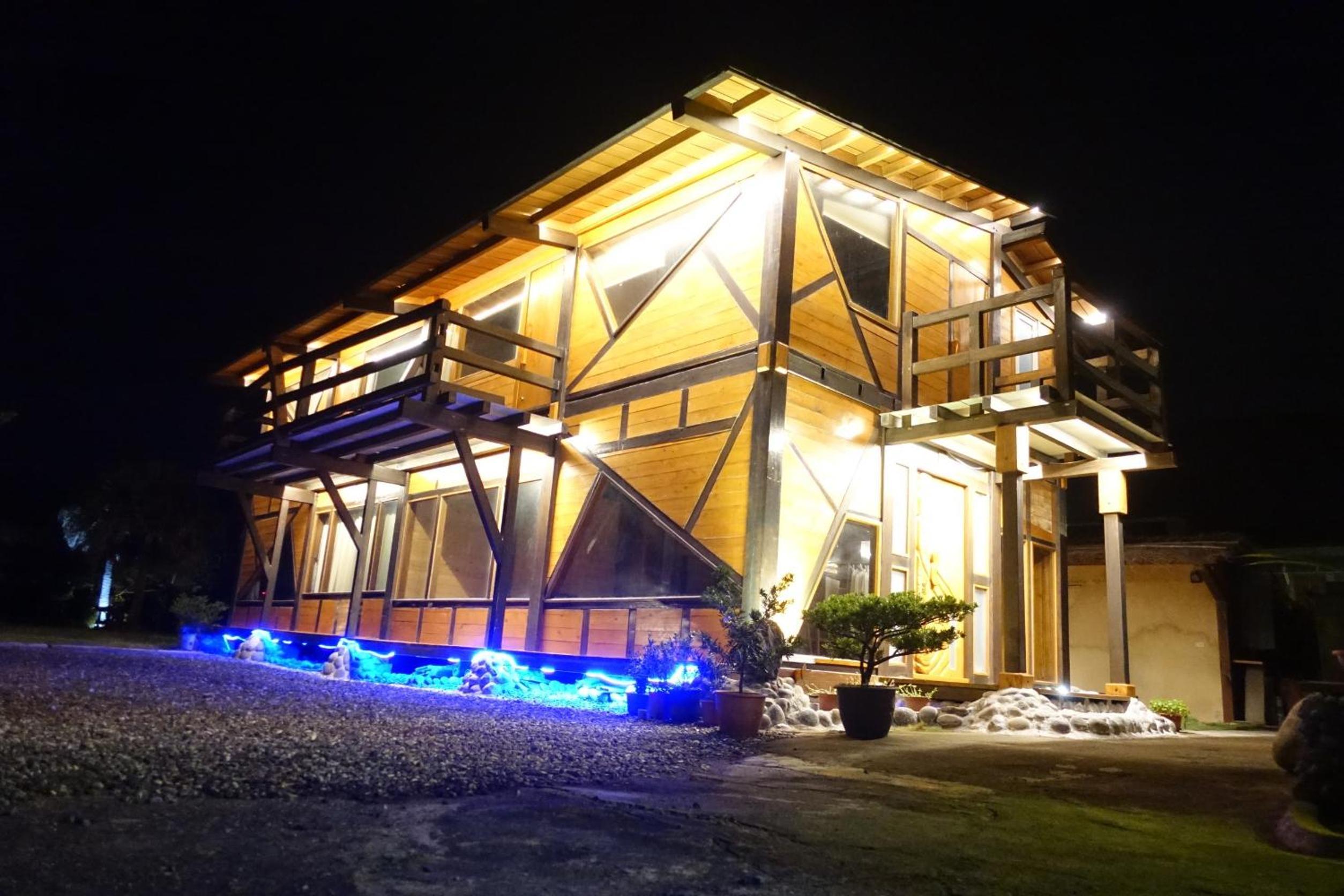 Chalet with Private Bathroom photo 3