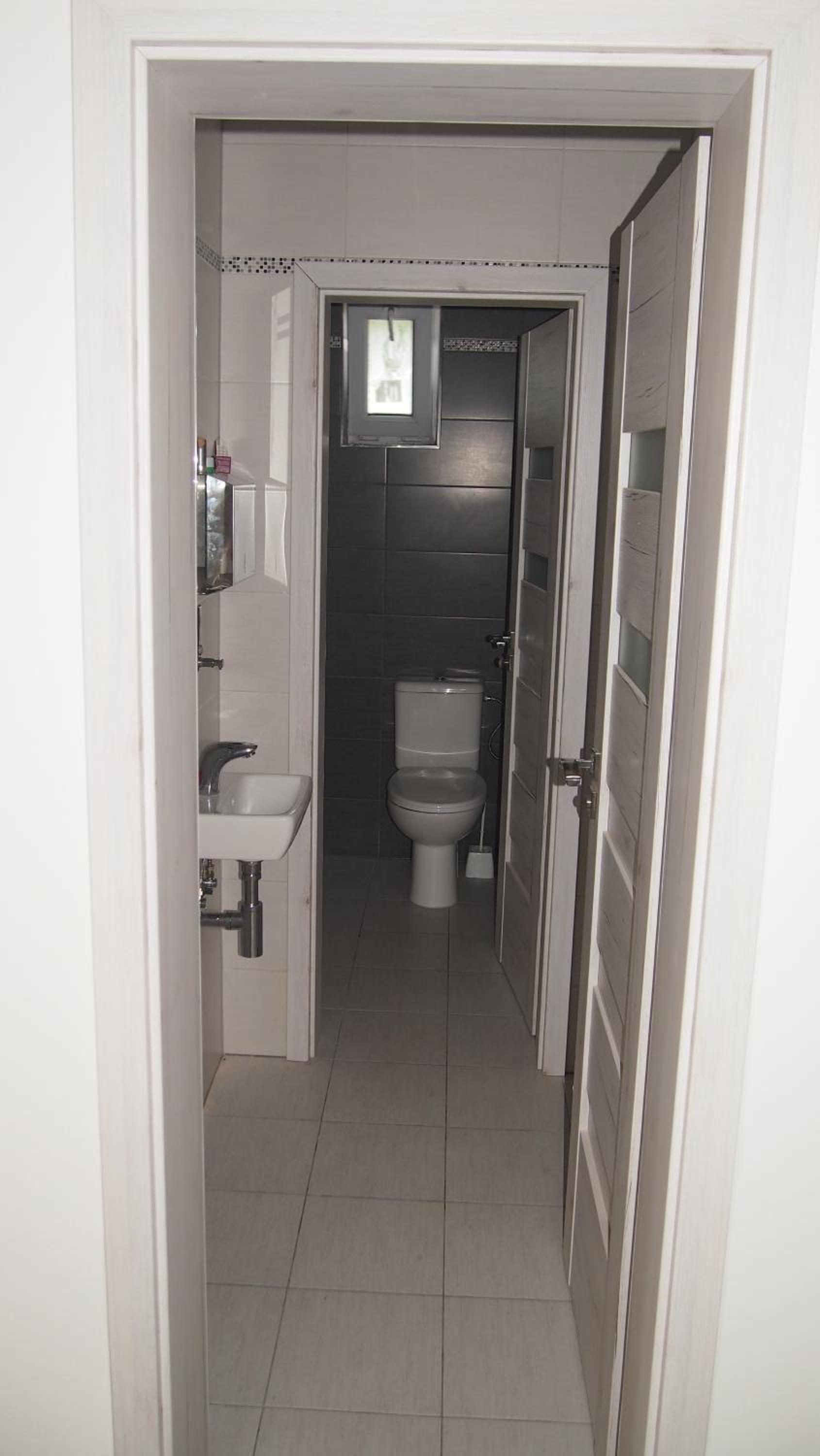 One-Bedroom Apartment - Photo 14