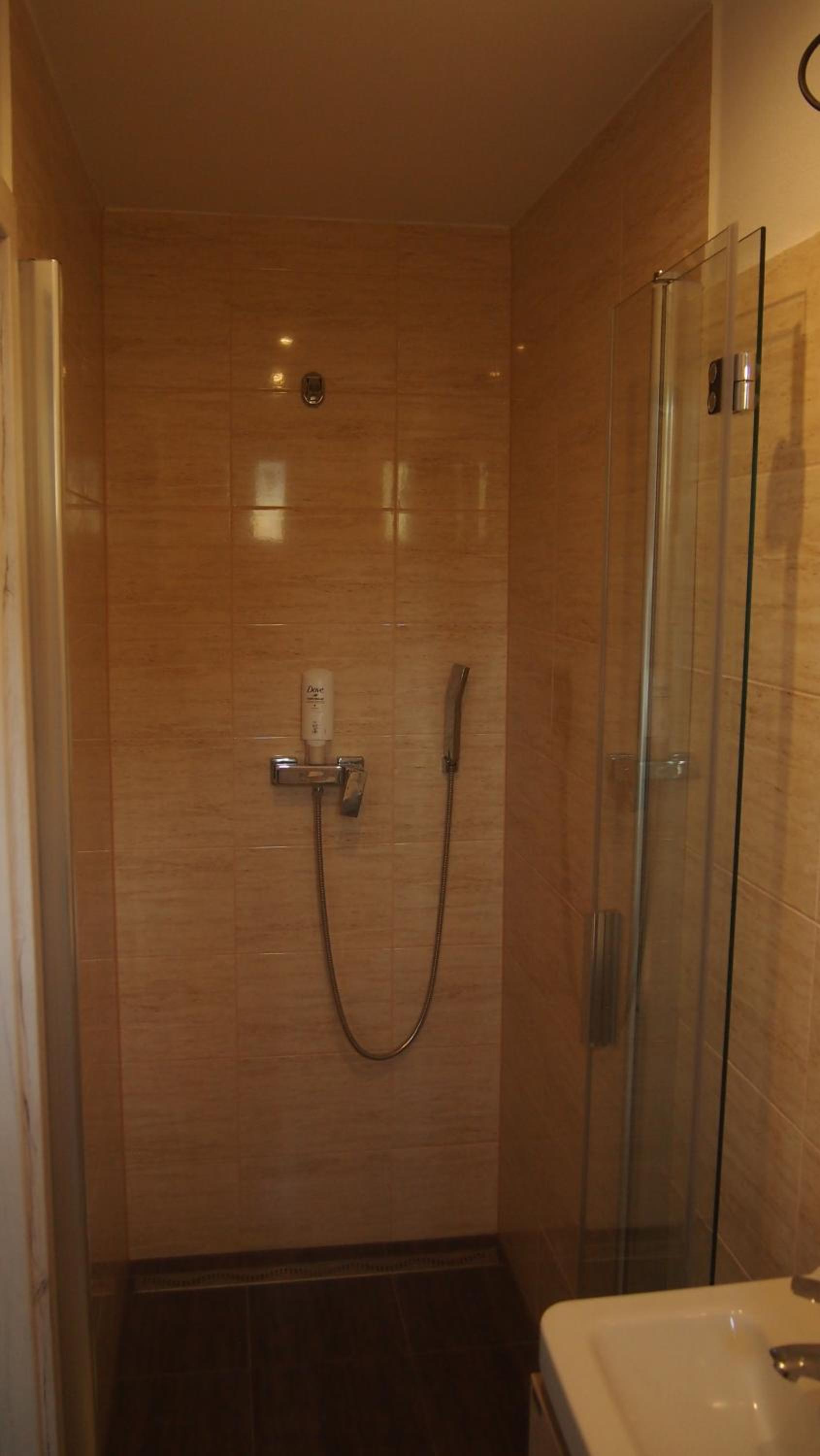 One-Bedroom Apartment - Photo 13