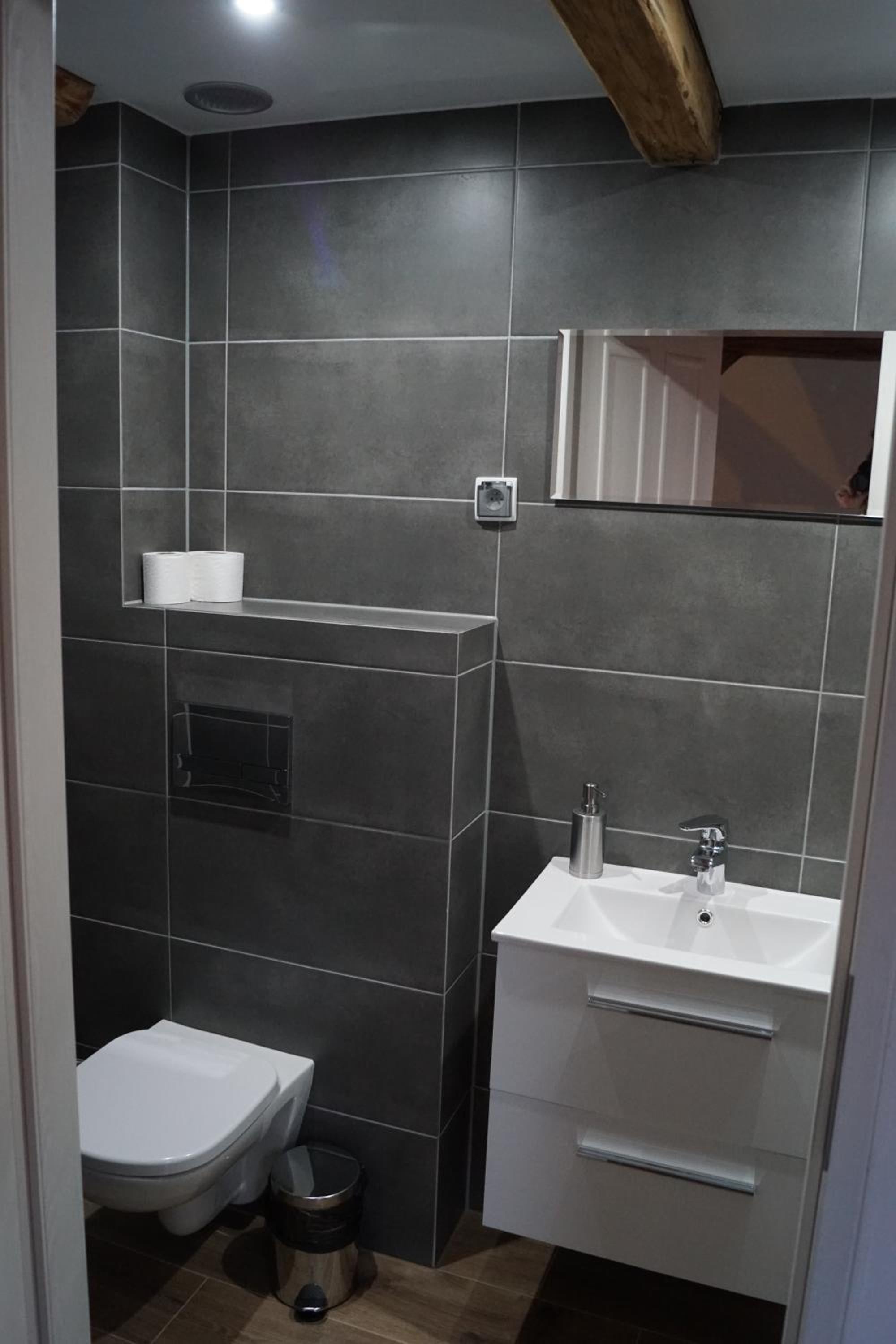 Standard Triple Room - Photo 6