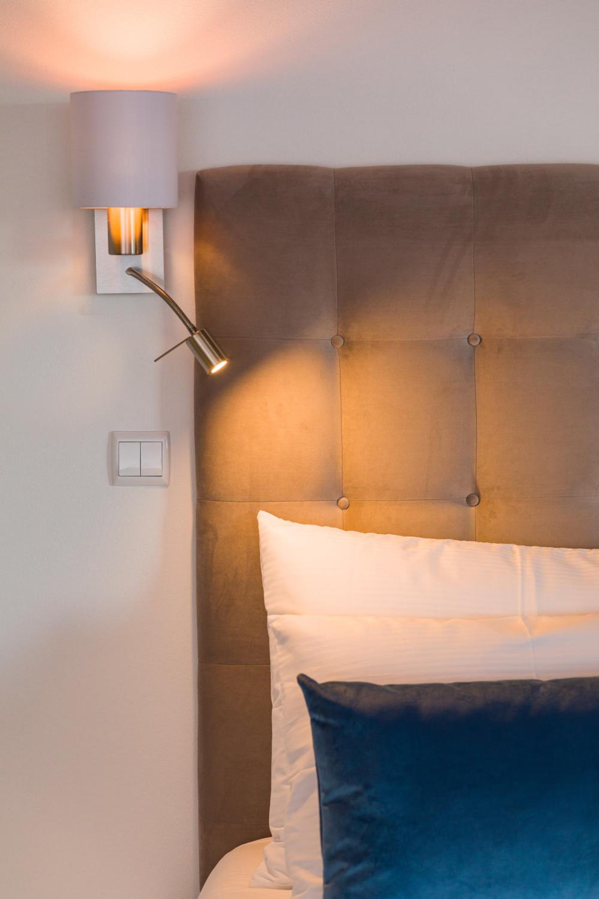 Deluxe Room with Spa Bath and Ocean View