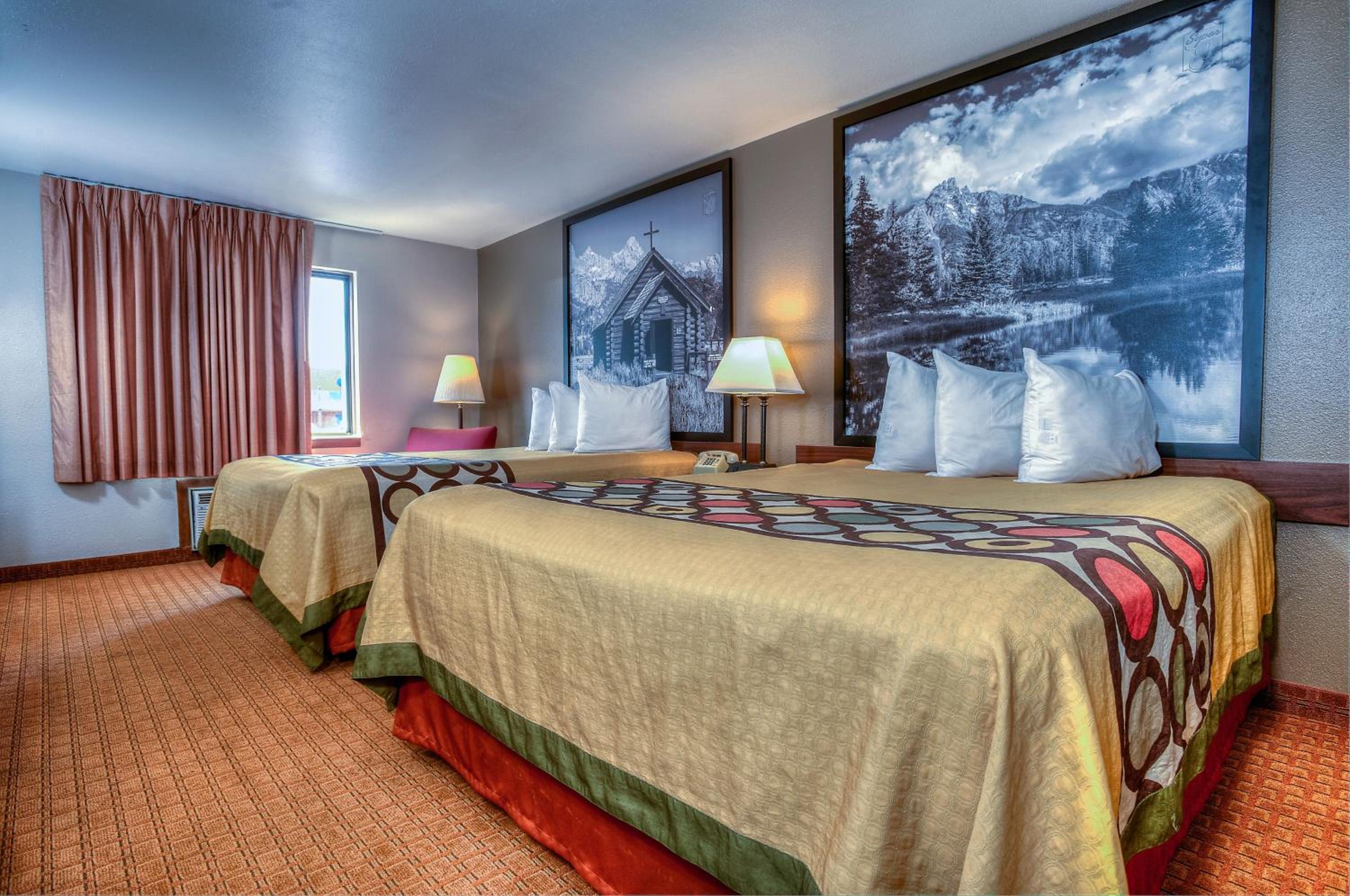 Deluxe Queen Room - Disability Access/Non-Smoking - Photo 5