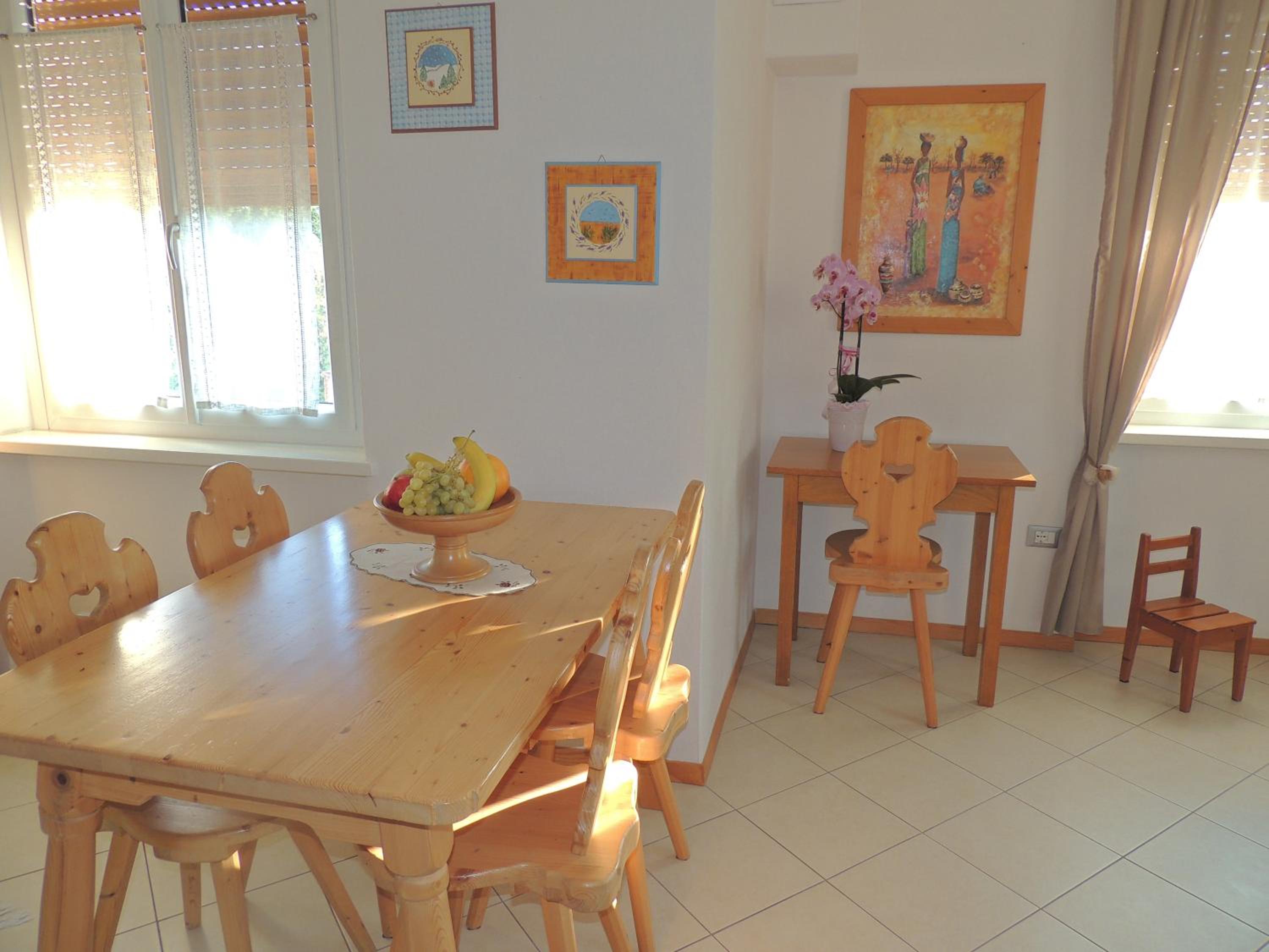 Apartment photo 2