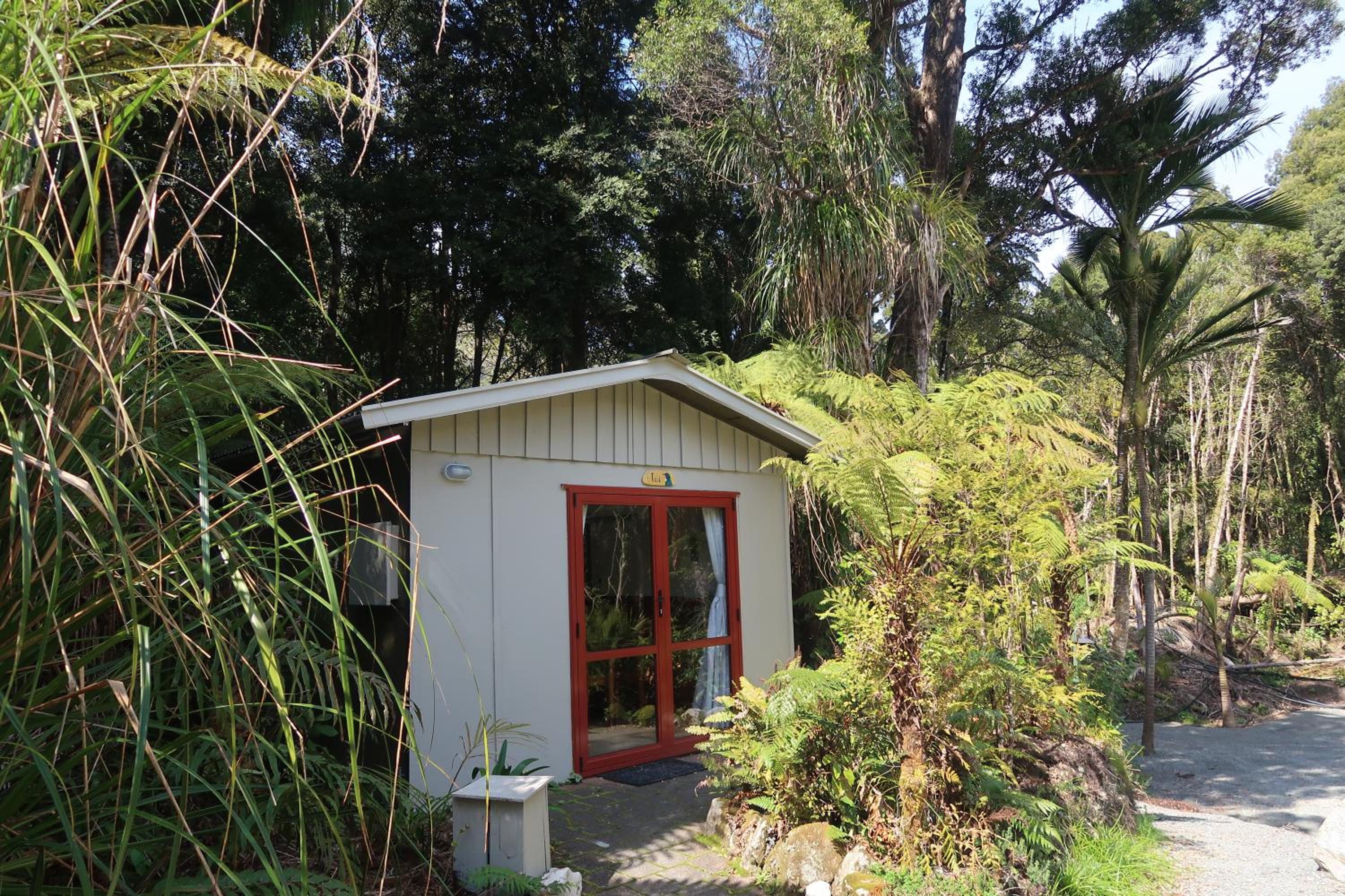 Tui Cottage photo 3
