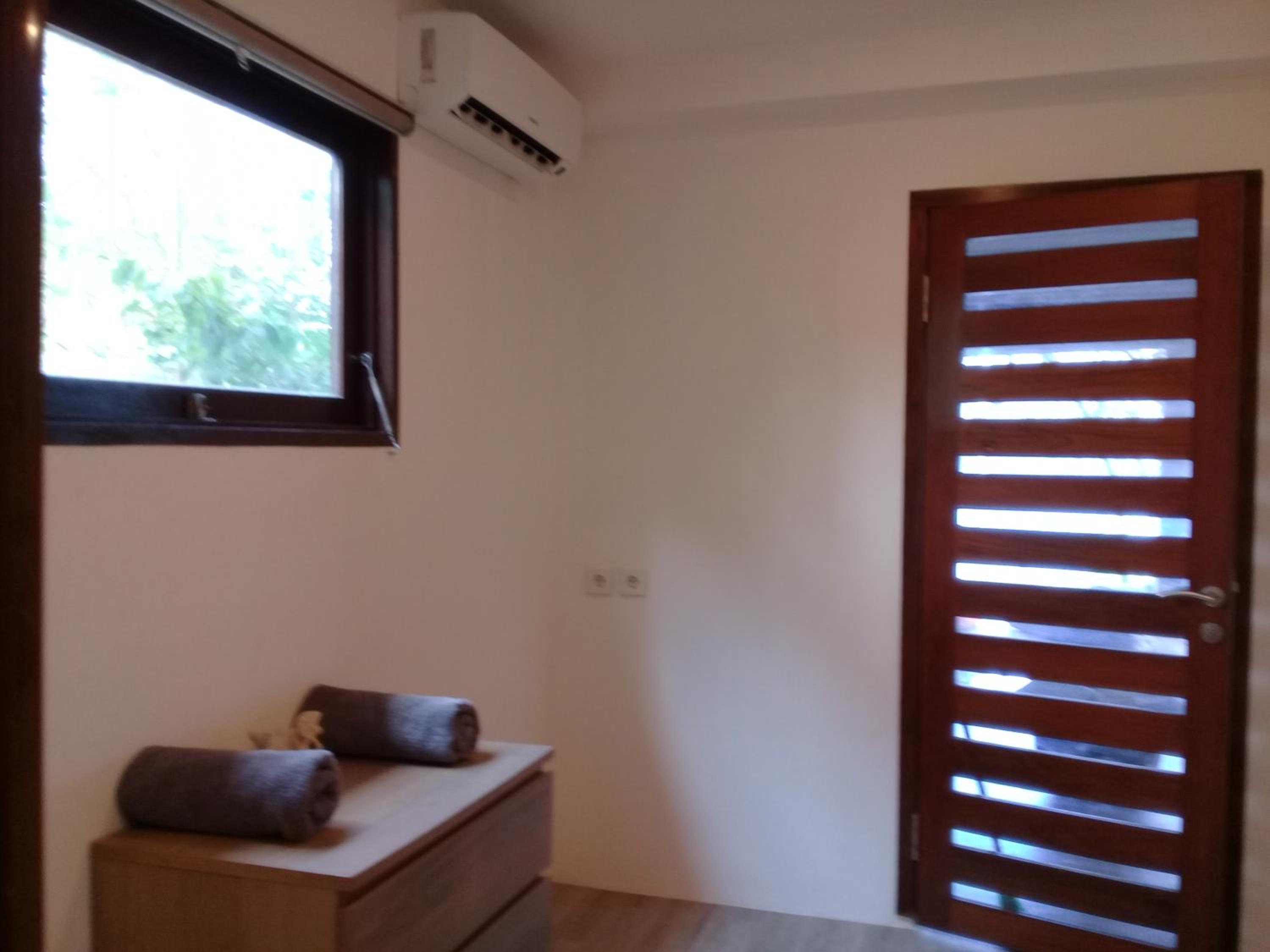 Apartment with Sea View - Photo 11
