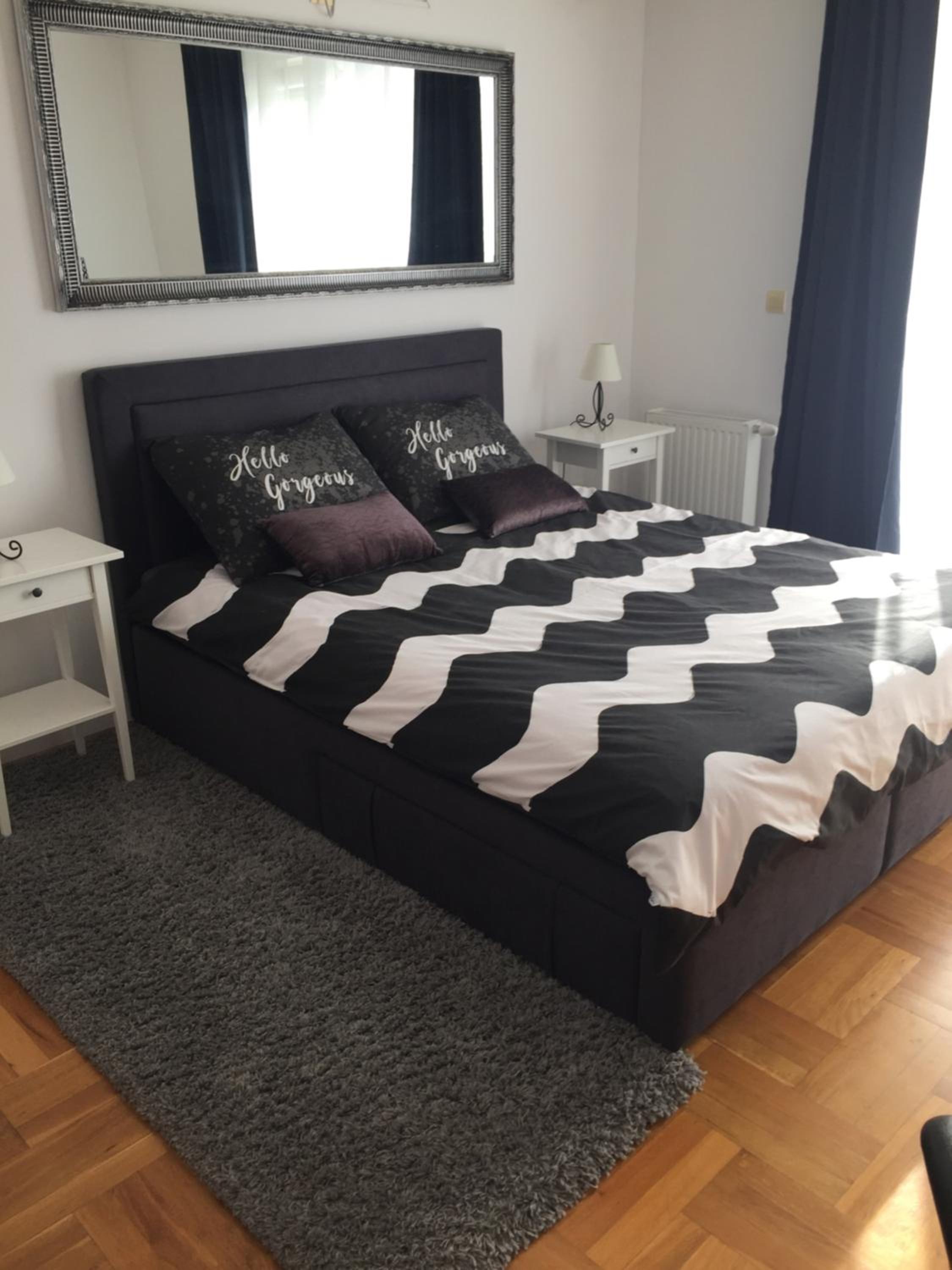 Apartment - Photo 1