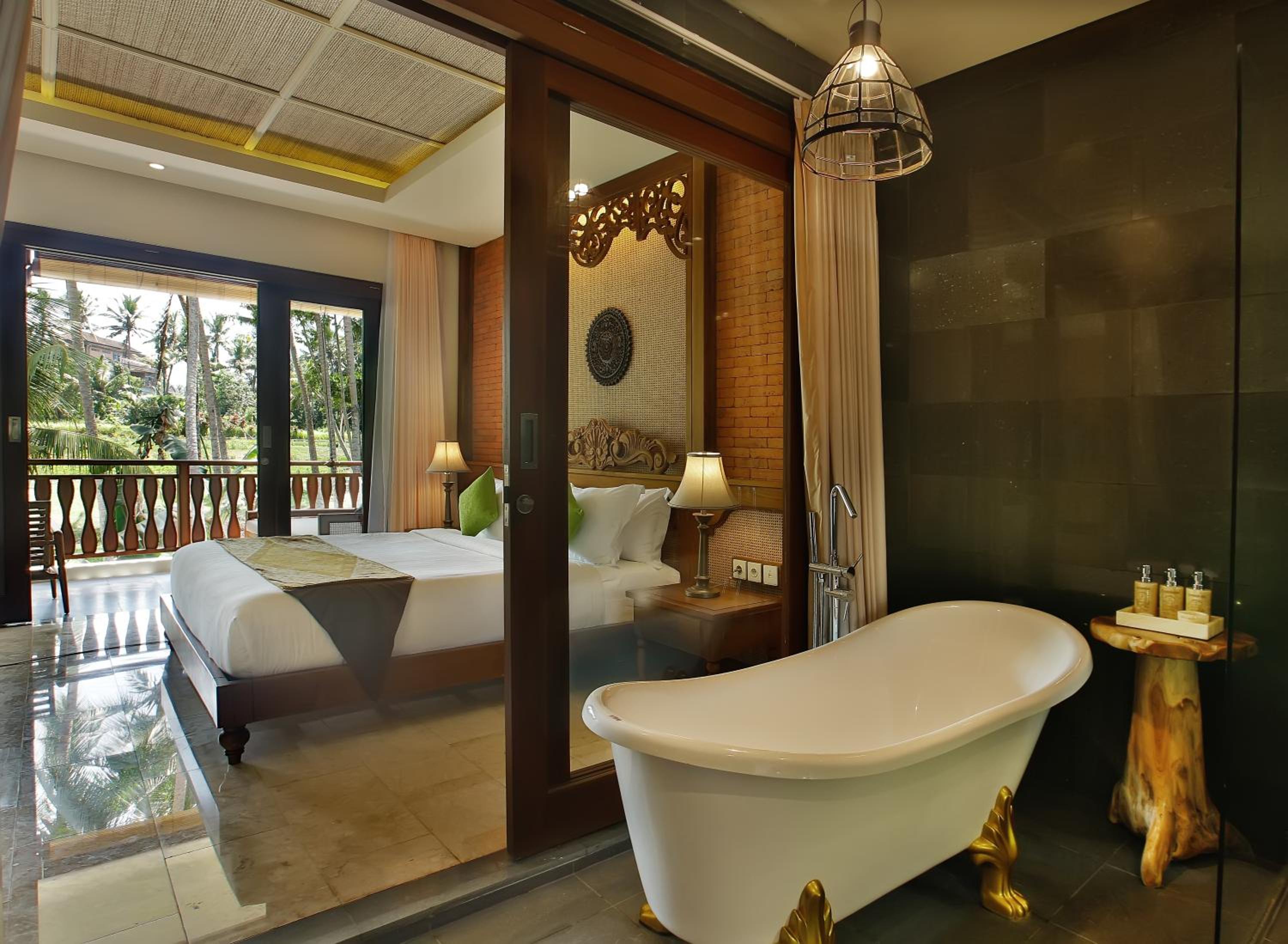 Junior Suite with Rice Field View and Free Benefits - Photo 13