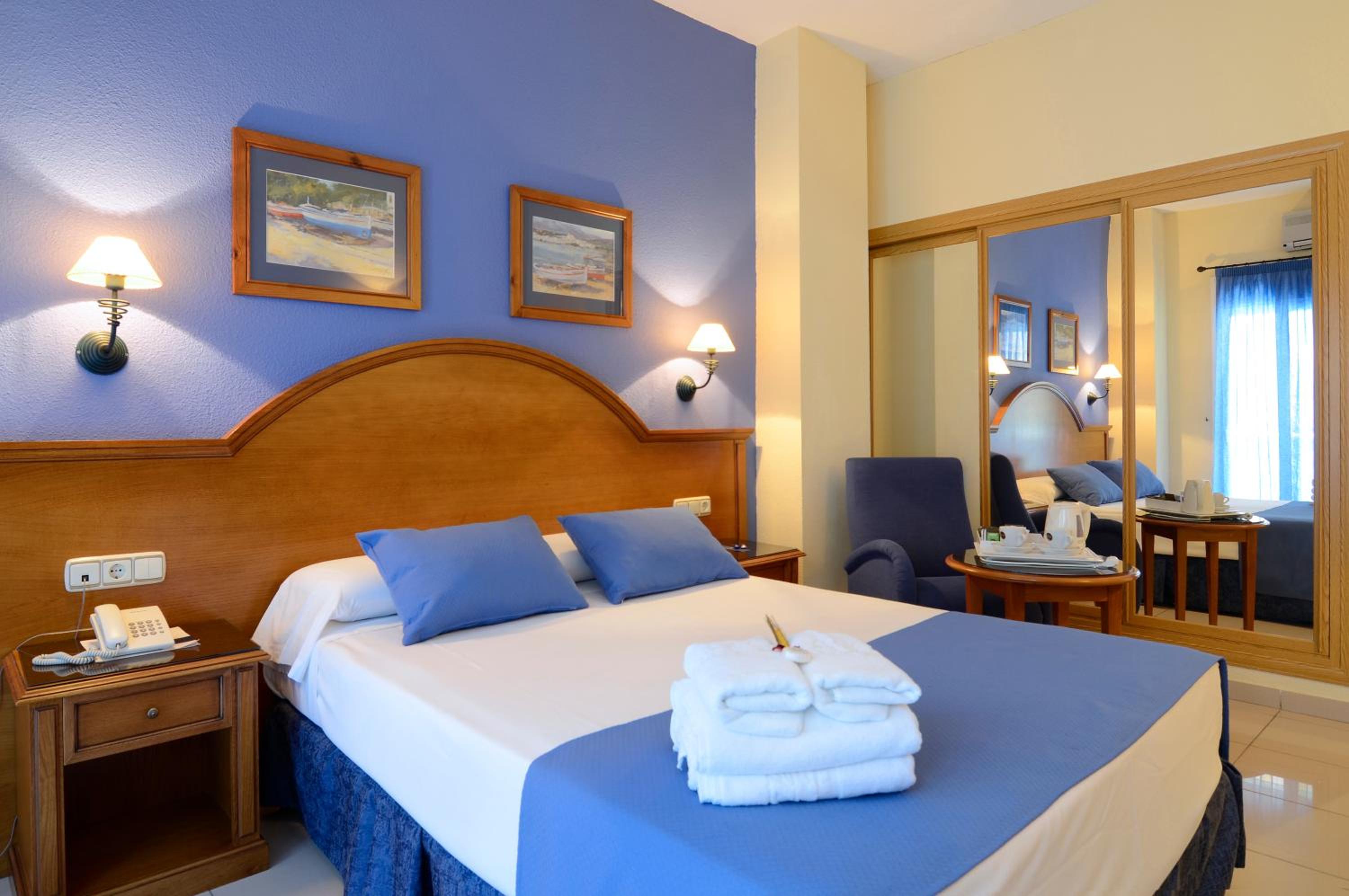 Double Comfort - Photo 2