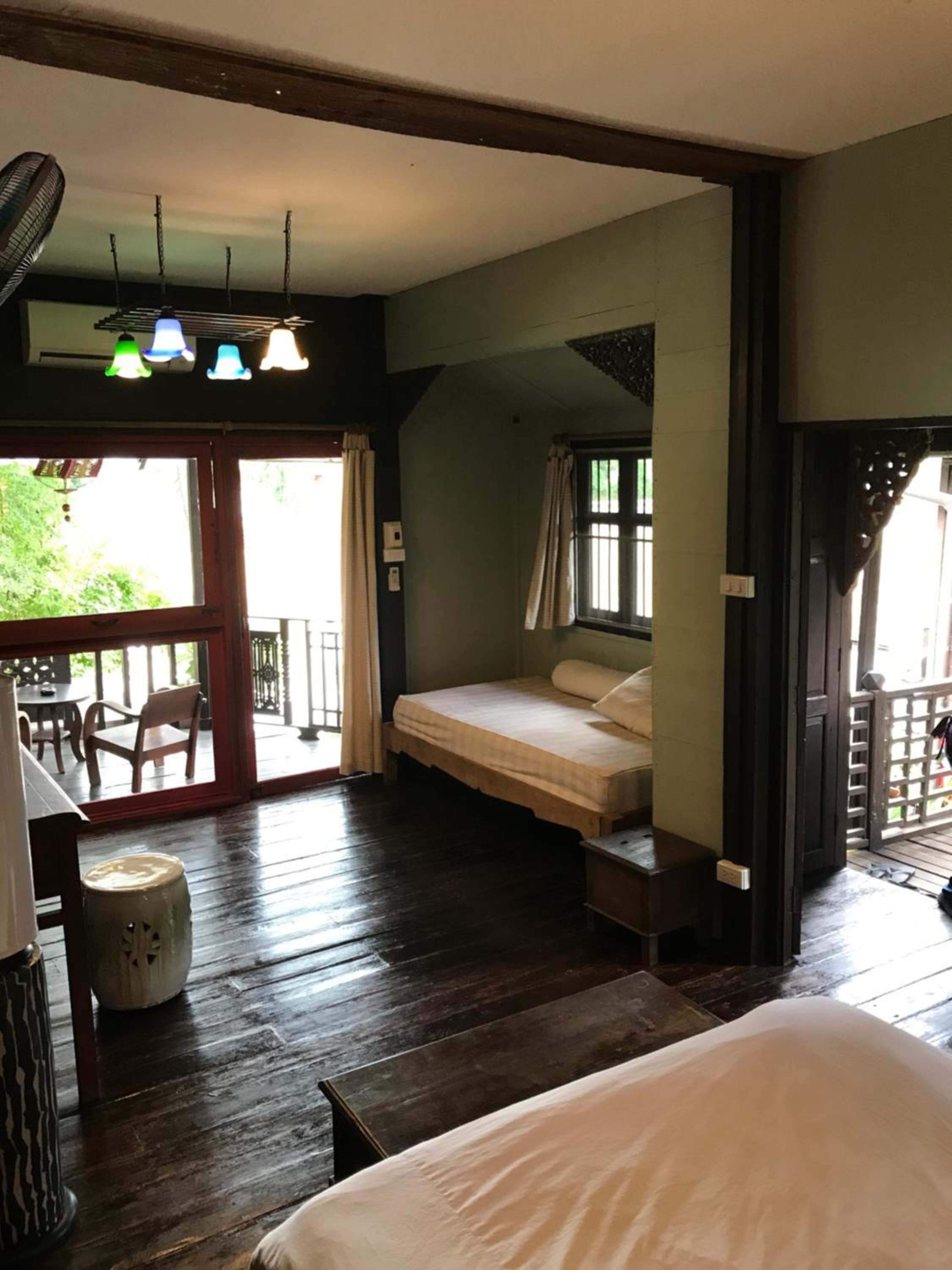 Superior Triple Room with River View - Photo 10