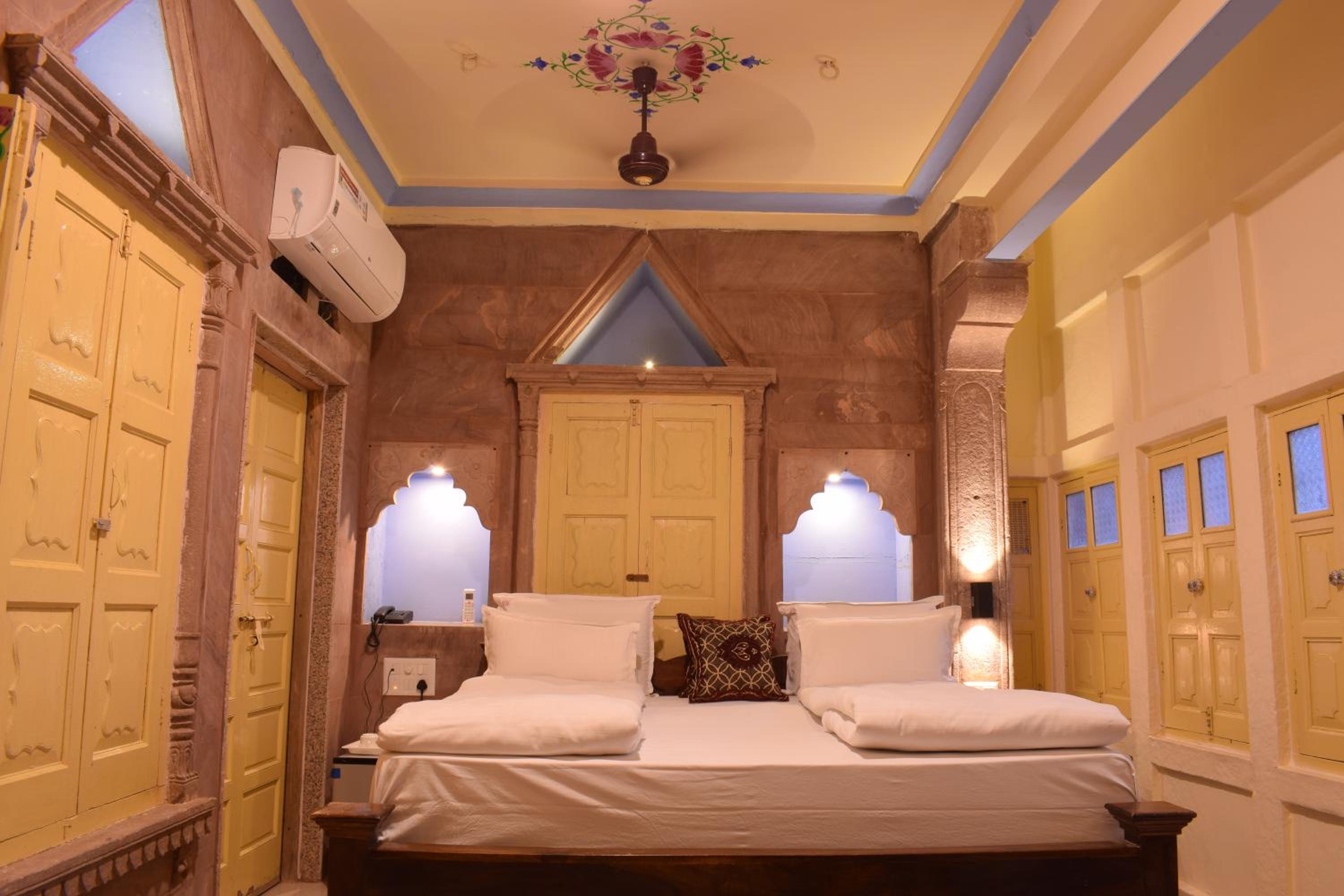 King Room with Balcony