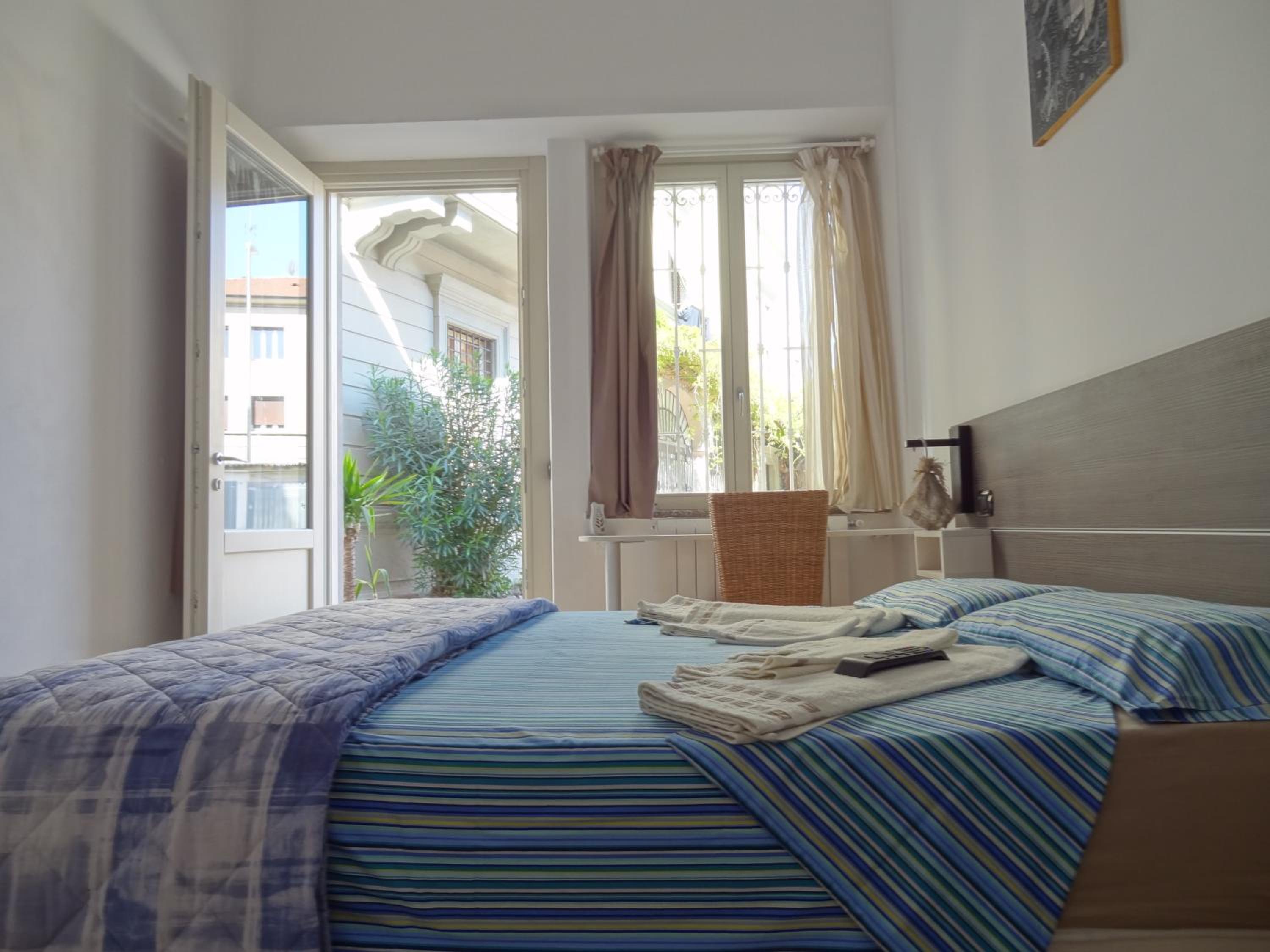 Double or Twin Room photo 1