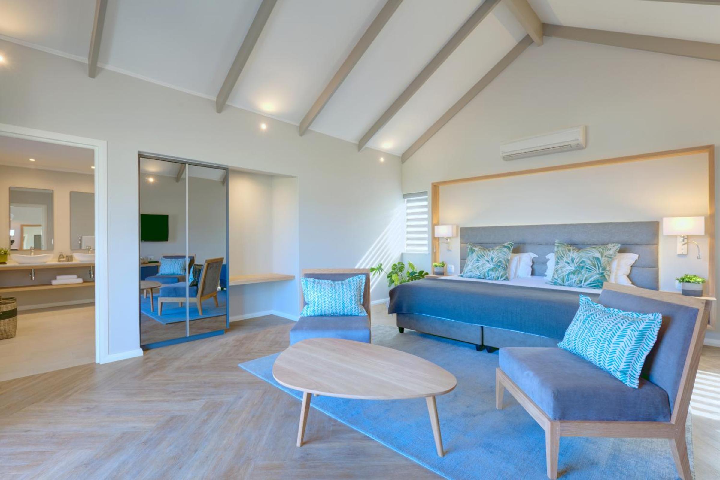 Superior Suite with Terrace - Photo 1