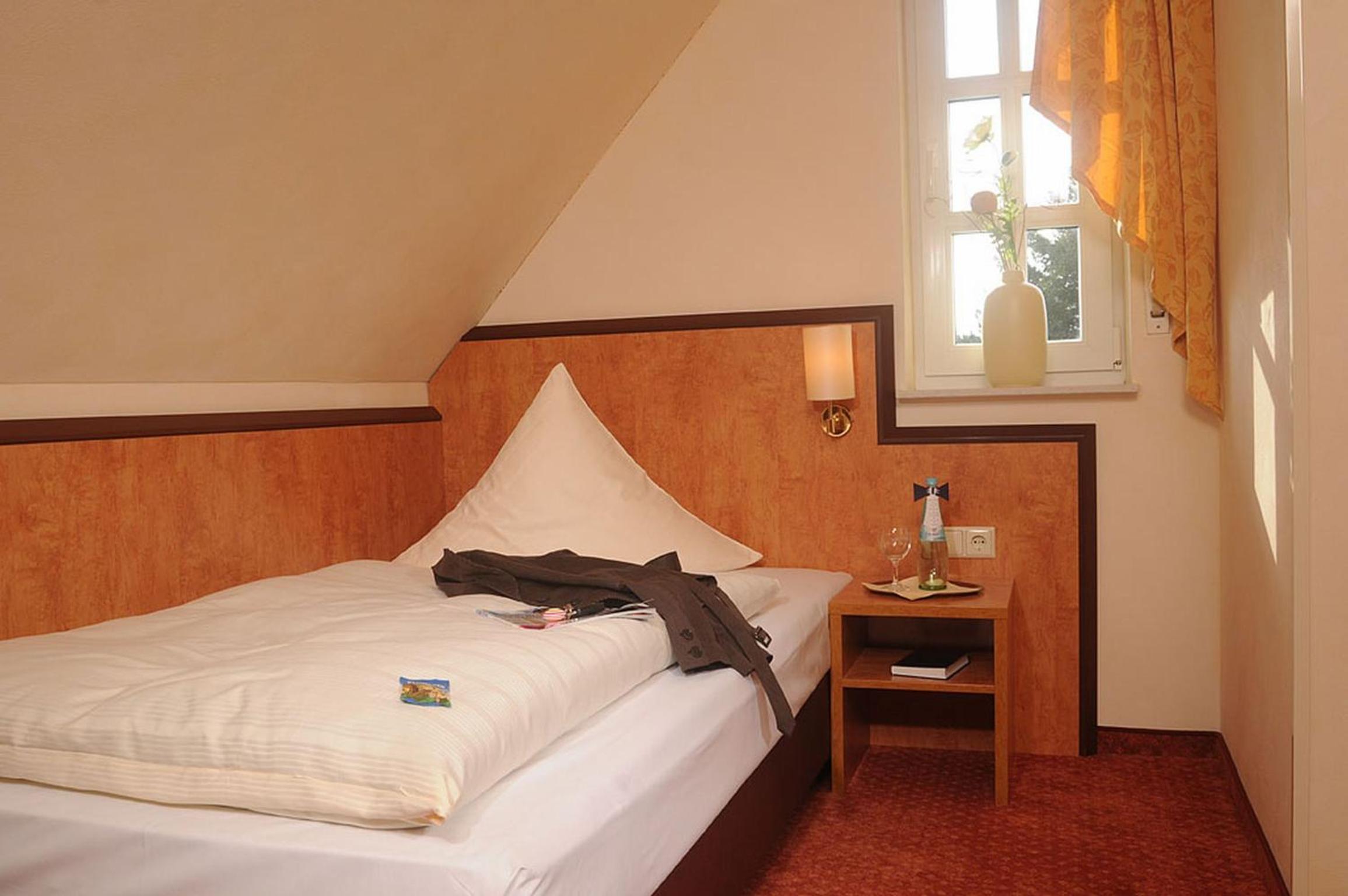Comfort Single Room