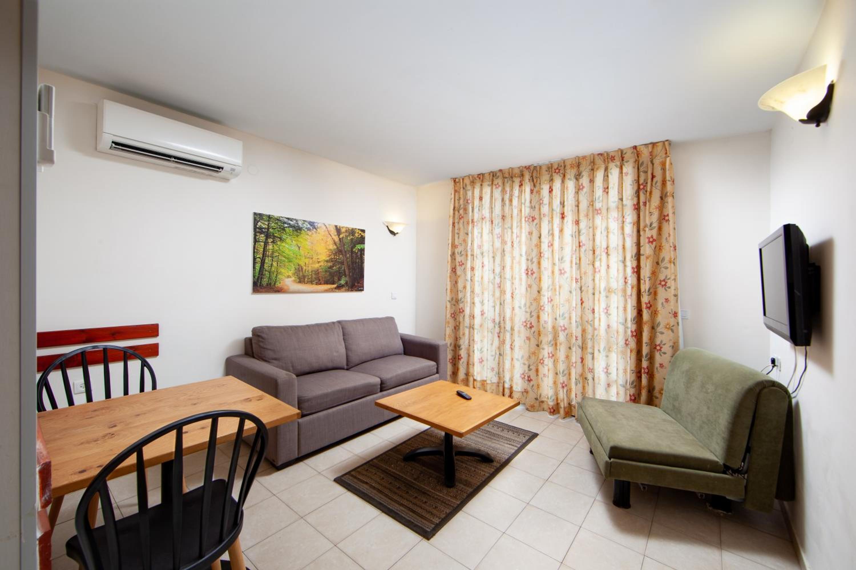 Apartment with Garden View - Photo 8