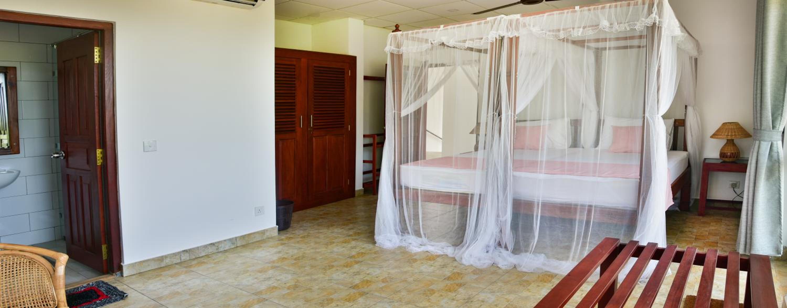 Standard Double Room without A/C photo 2