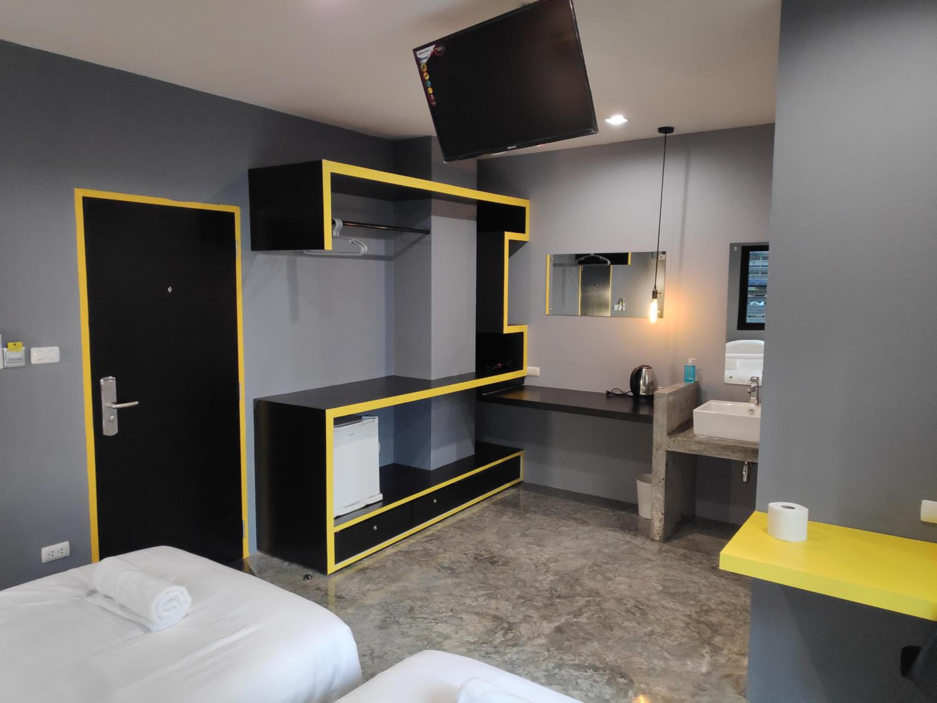 Deluxe Twin Room photo 3
