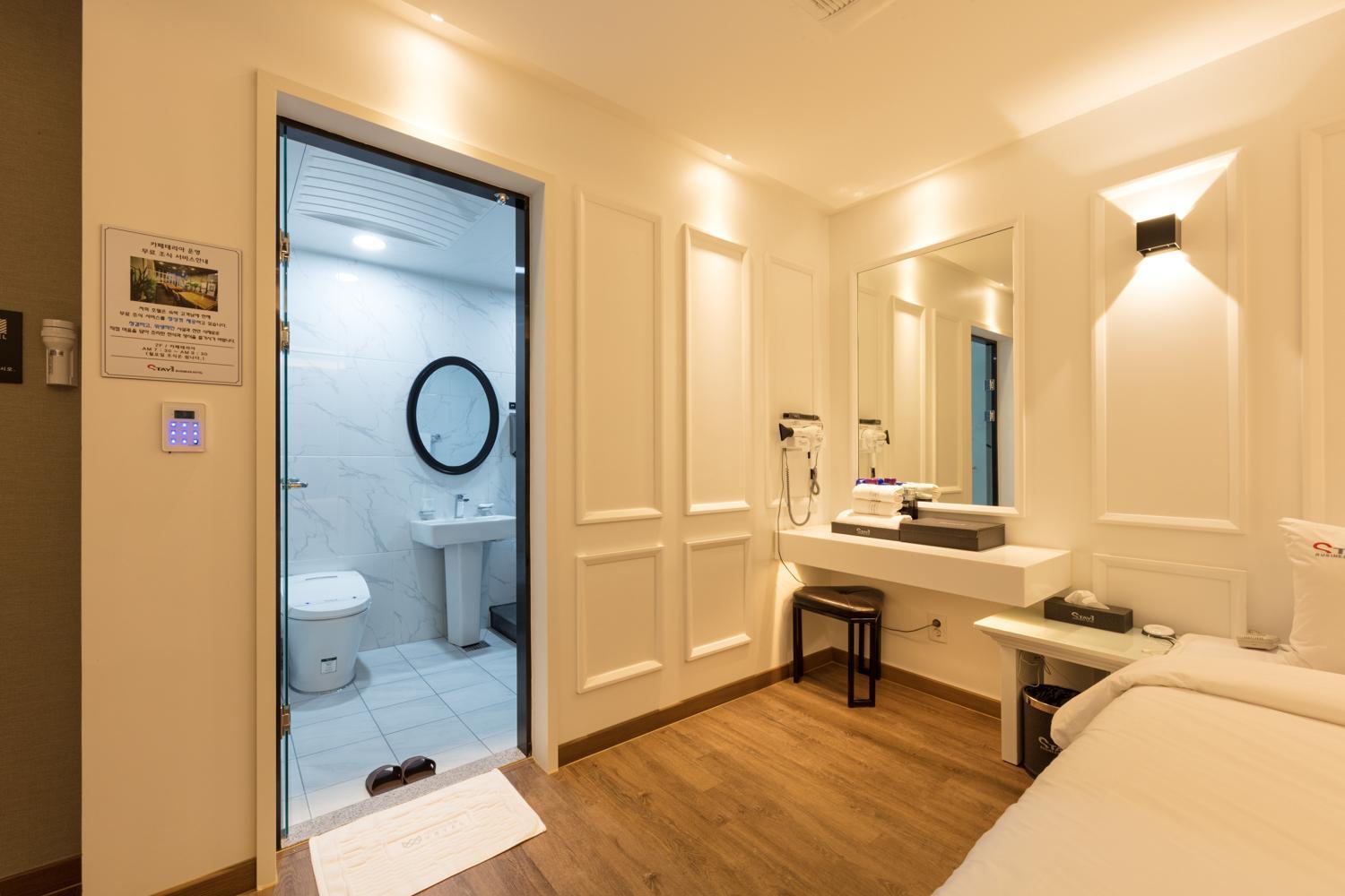 Superior Twin Room - Photo 2