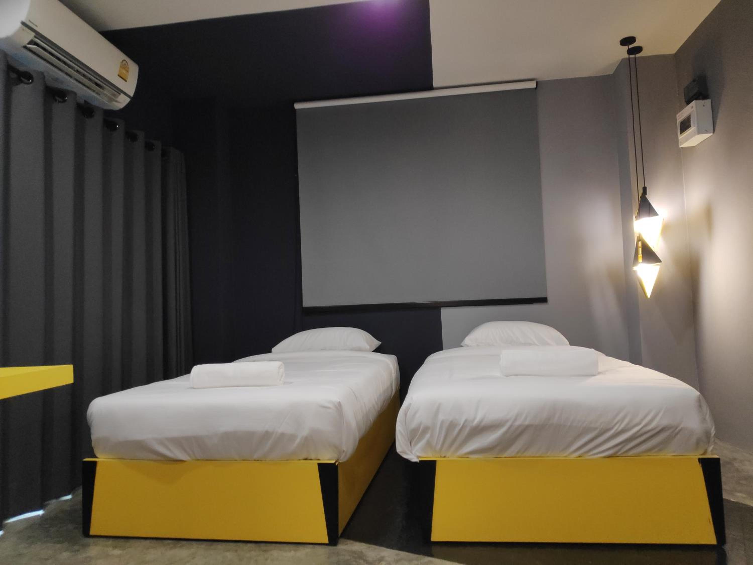Deluxe Twin Room photo 3