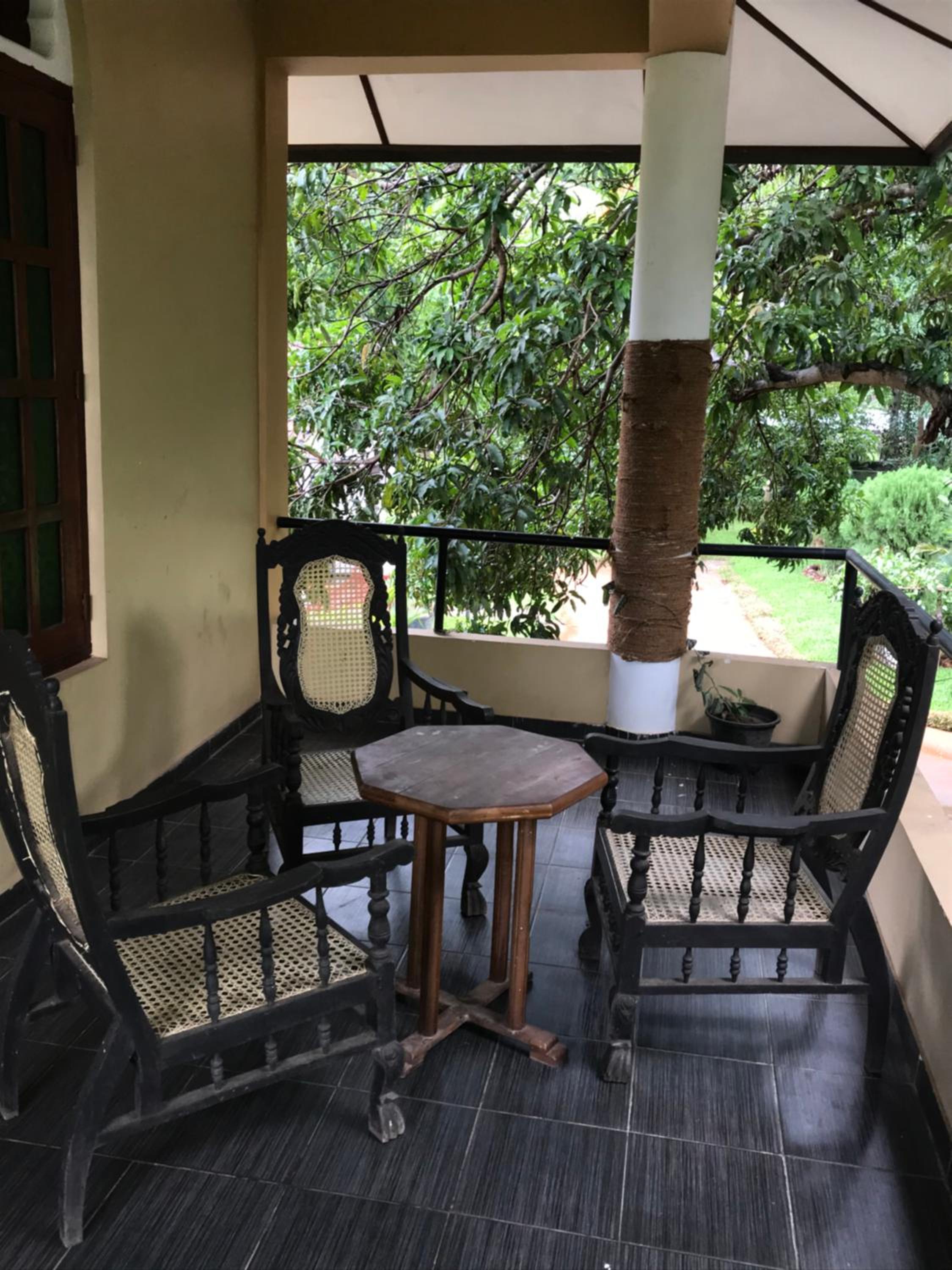 Deluxe Triple Room with Garden View photo 2