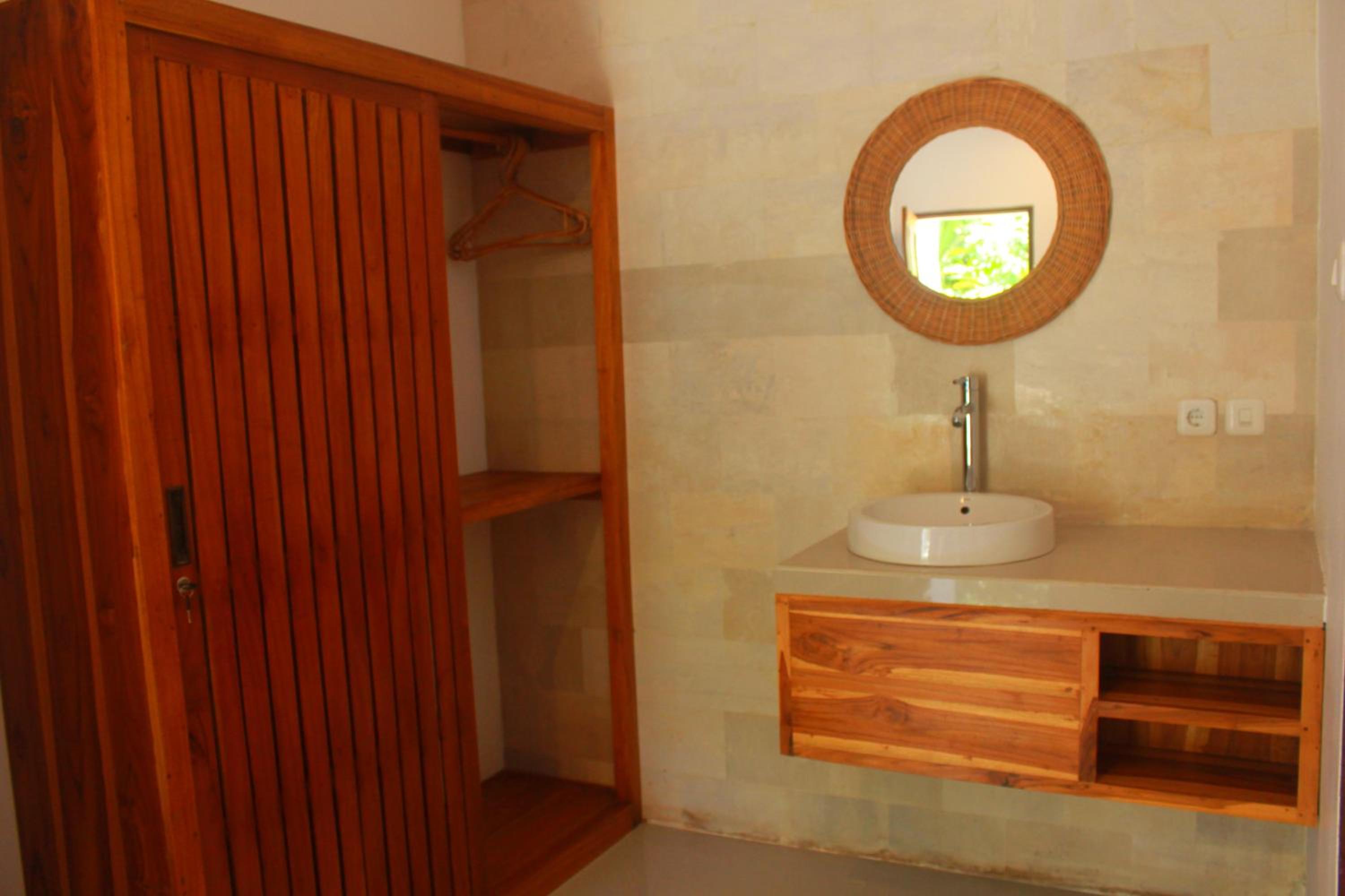King Suite - Photo 13
