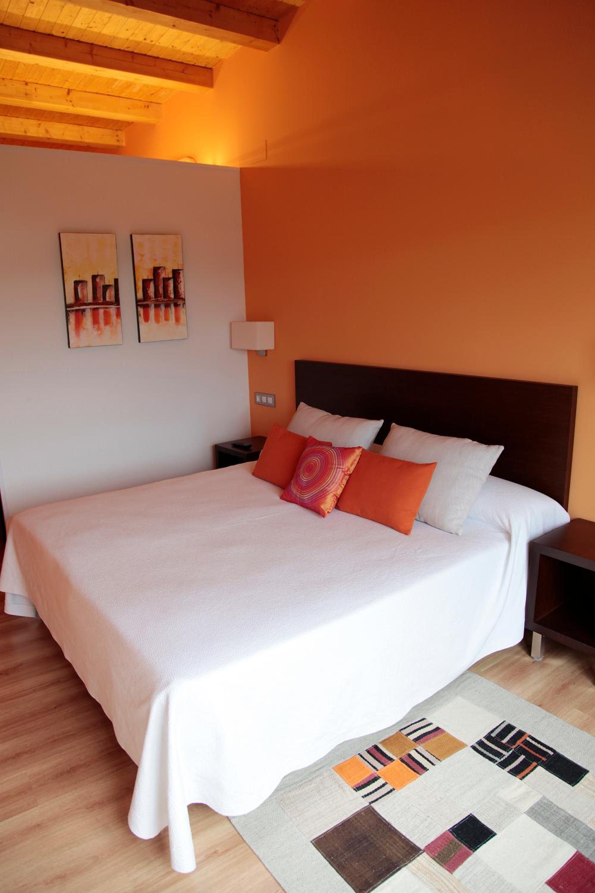 Double or Twin Room - Photo 7