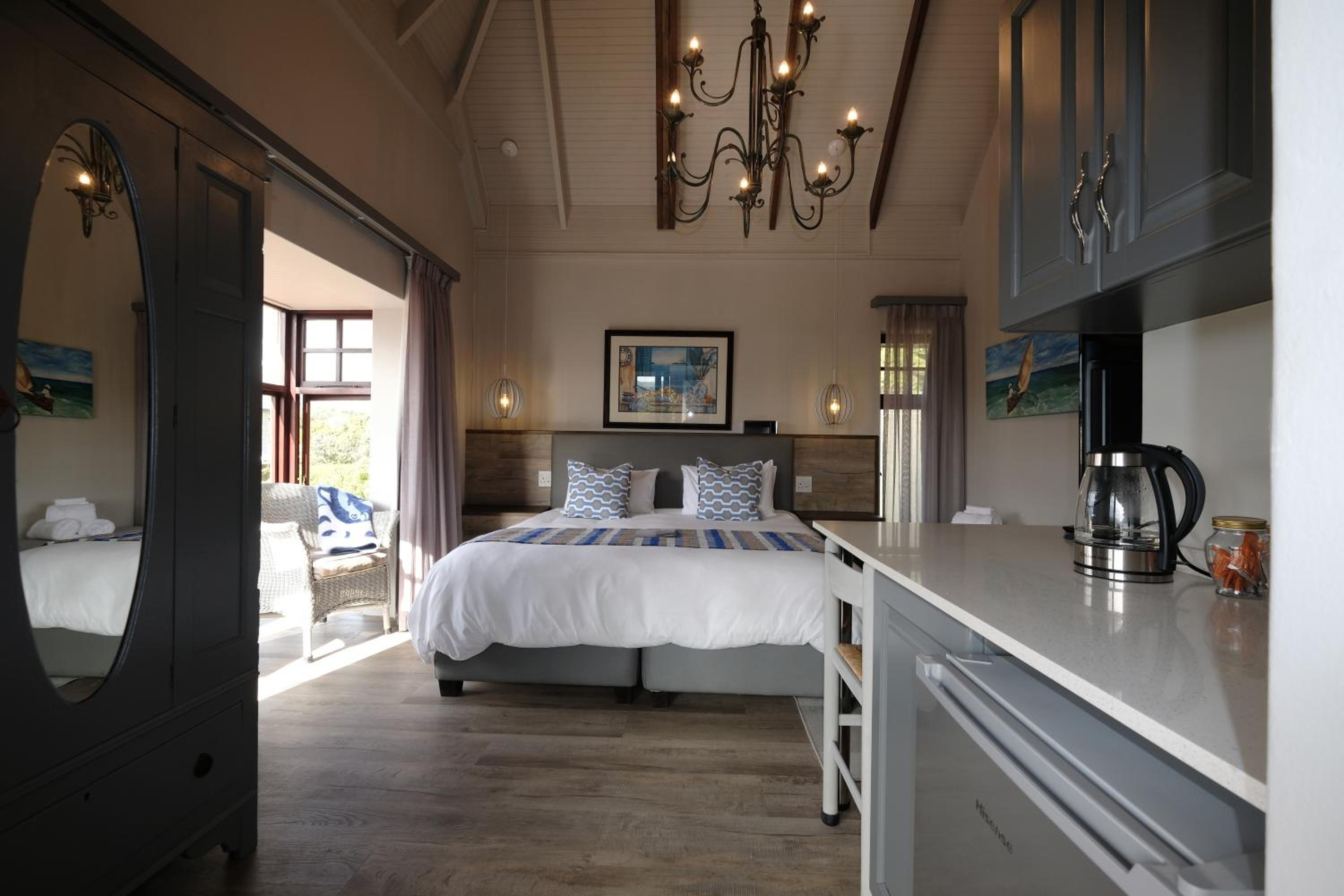 Luxury Mountain Room - Photo 4
