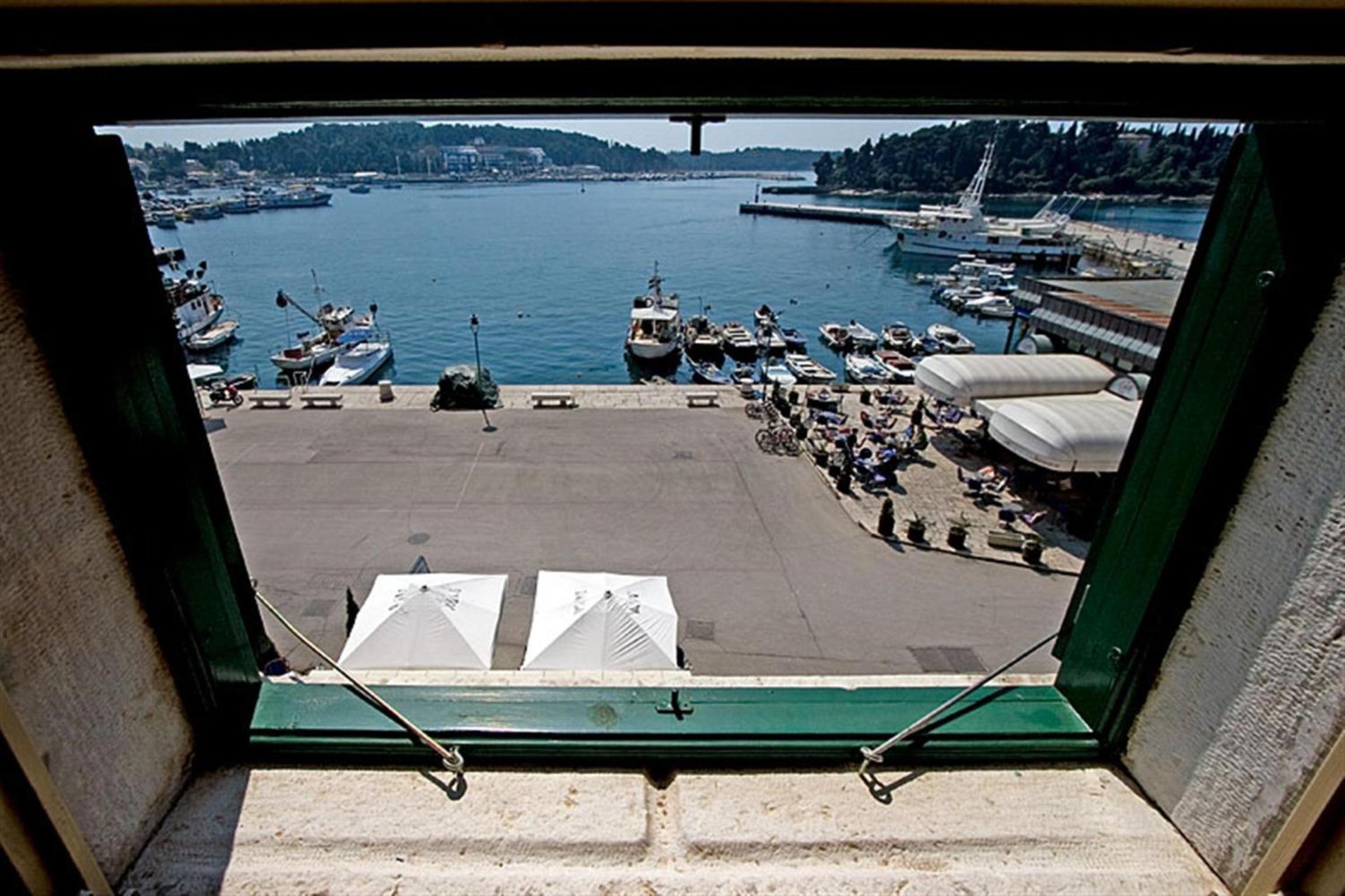 One-Bedroom Apartment with Sea View - Attic - Photo 20