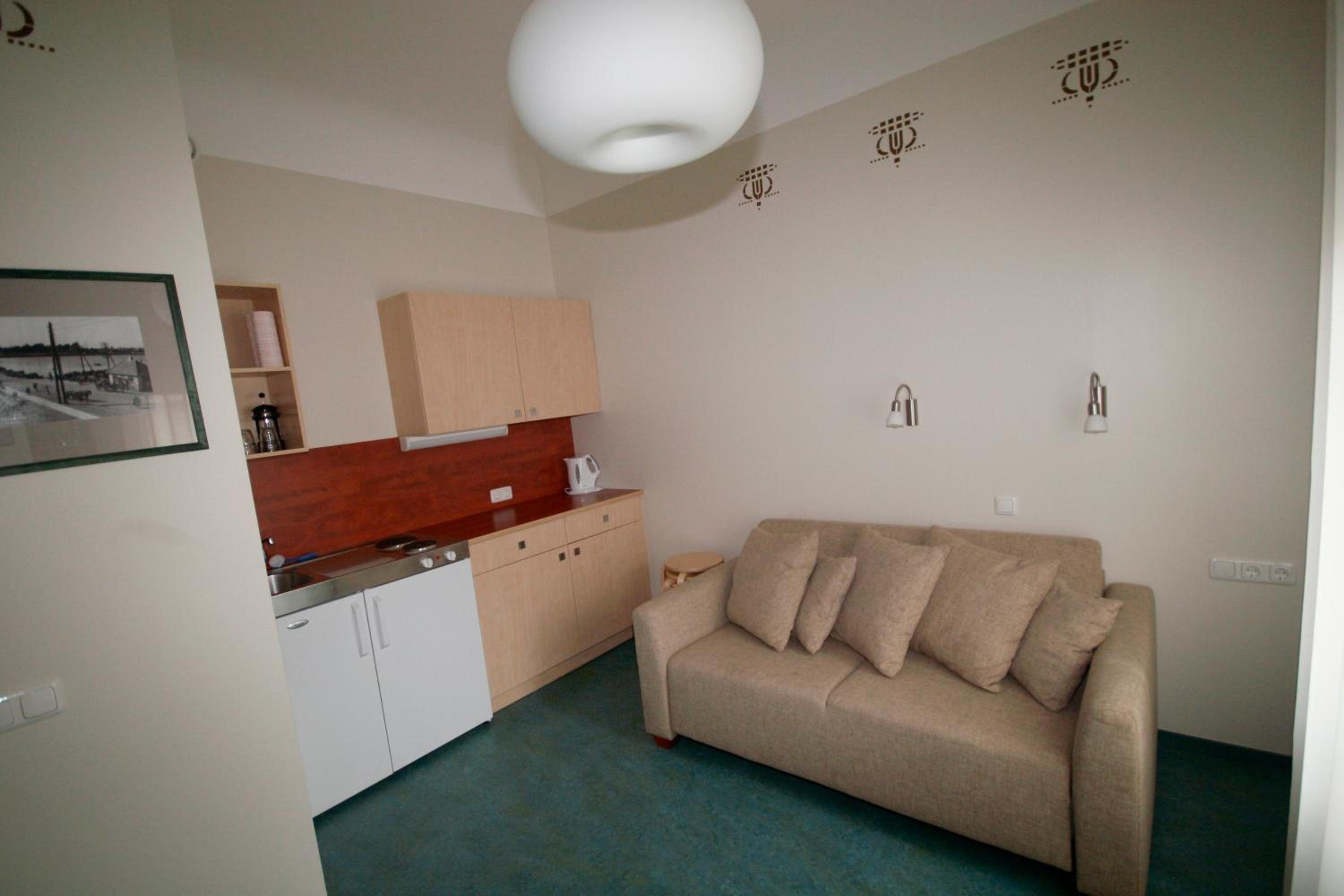 Triple Room with Kitchenette - Photo 3