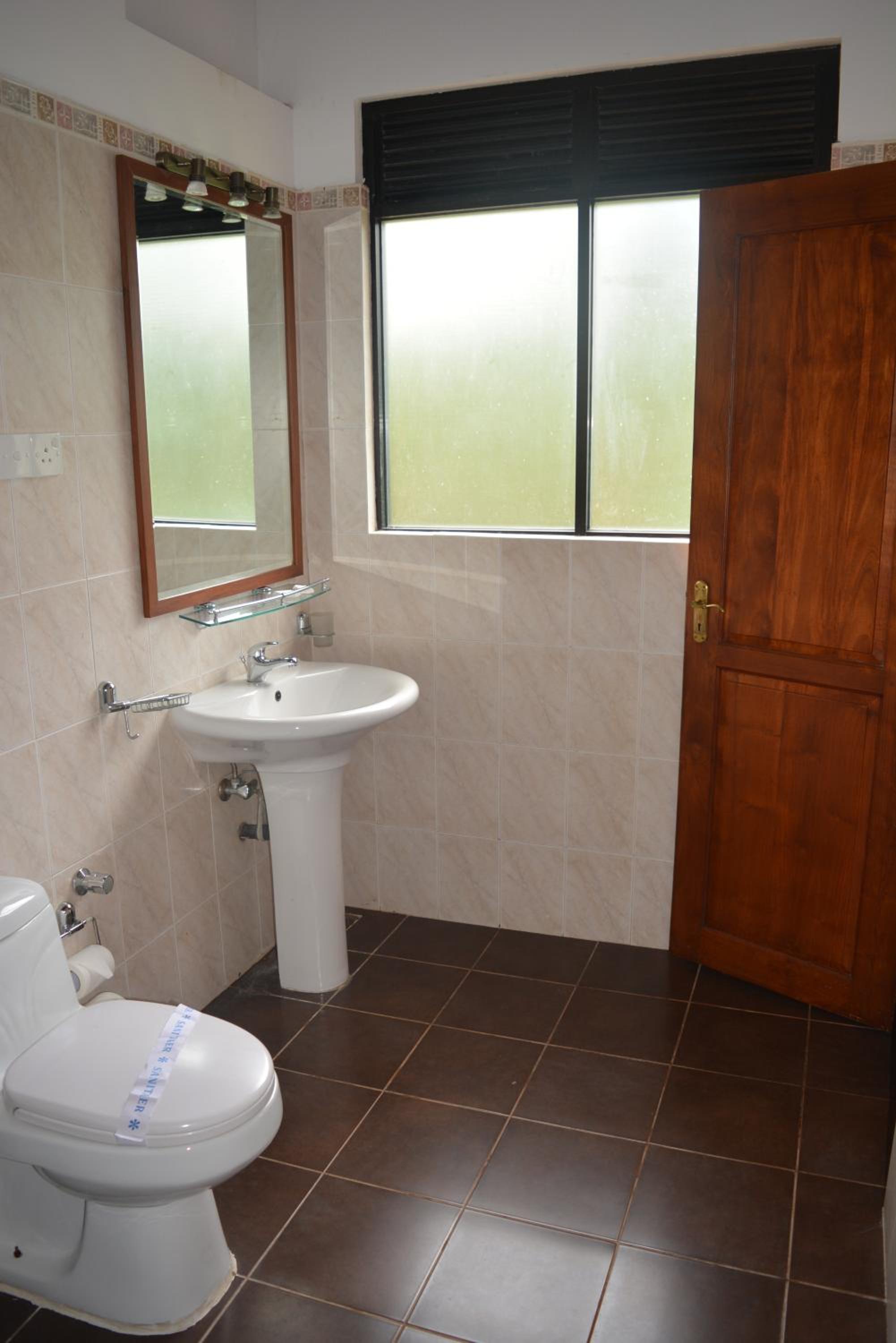 Deluxe Double Room with Balcony photo 2